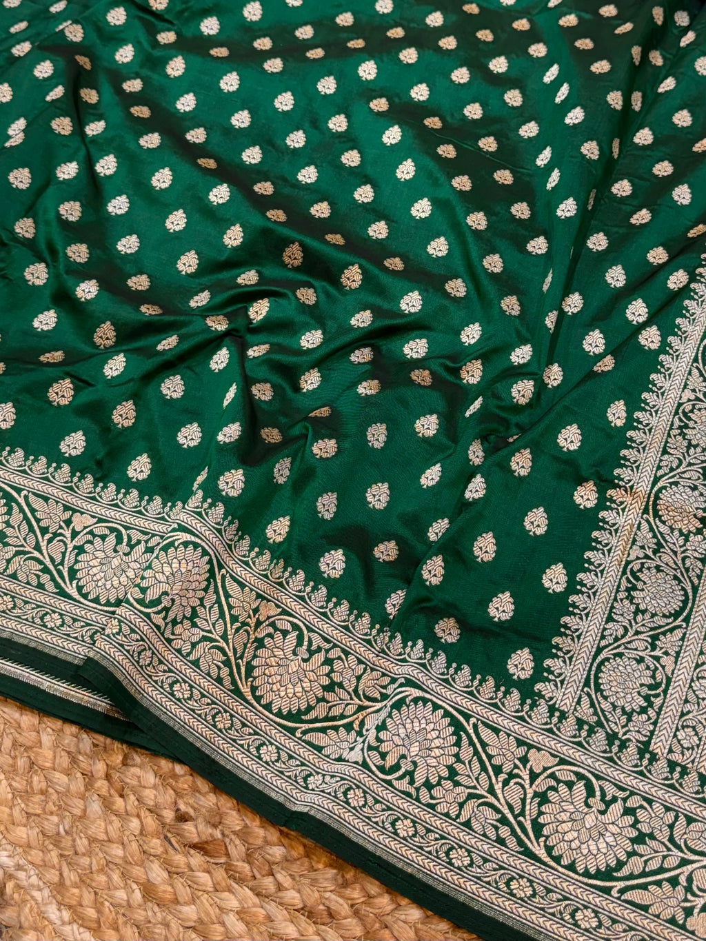 Bottle Green Pure Banarasi Katan Silk Saree