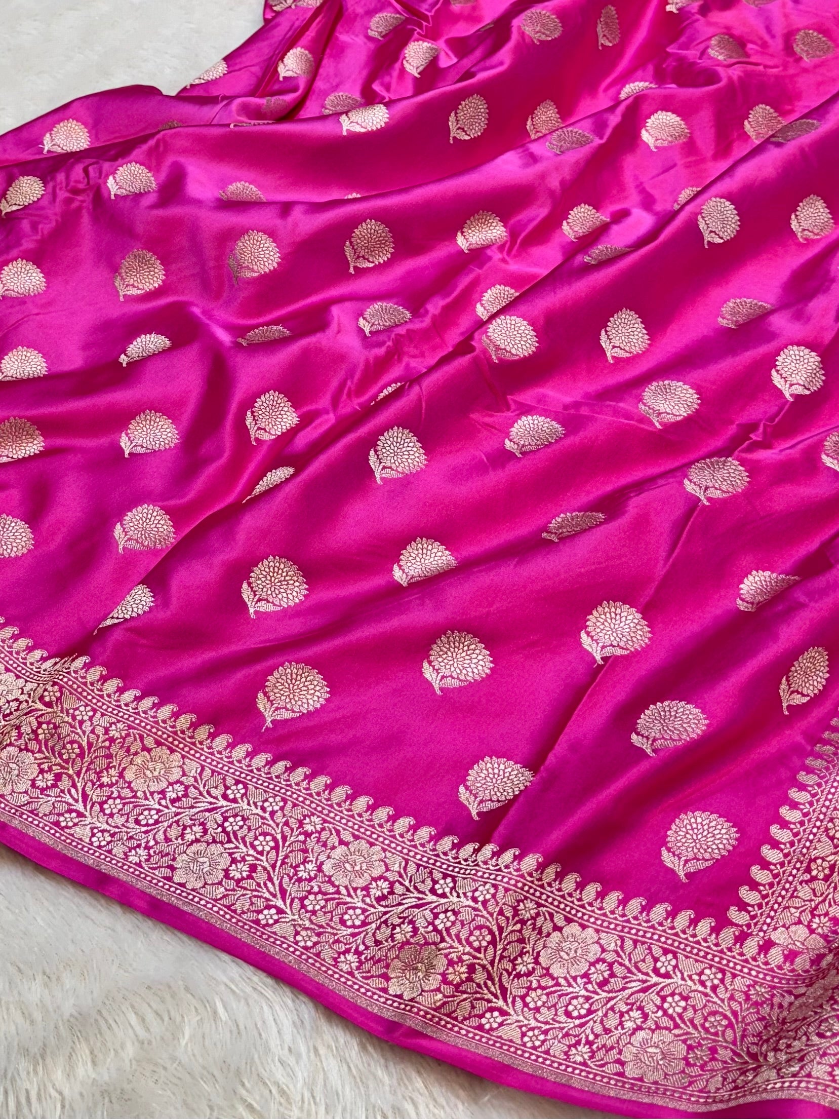 Fuchsia Pink Banarasi Soft Mashru Silk Partywear Saree