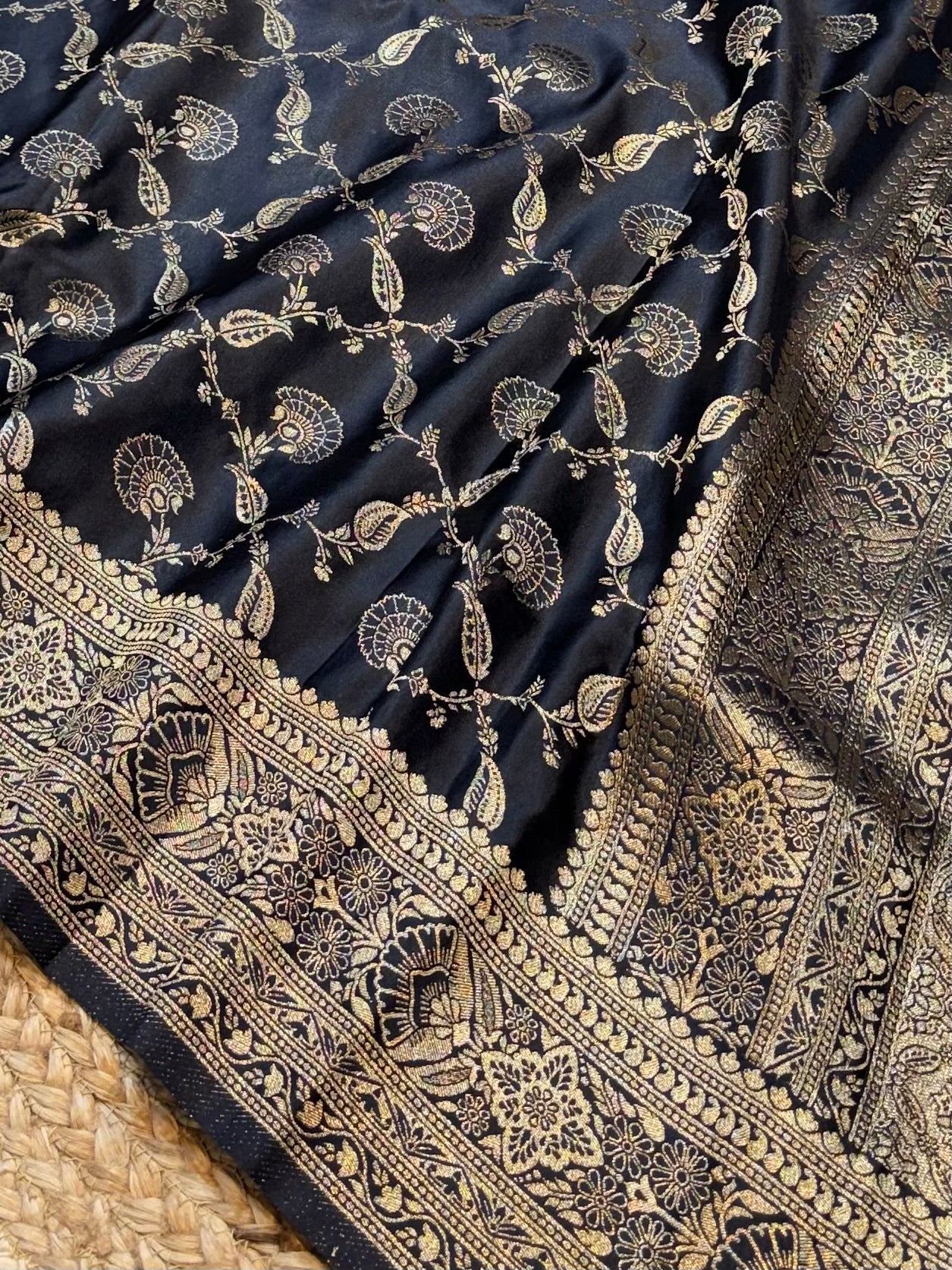 Black Banarasi Soft Mashru Silk Partywear Saree