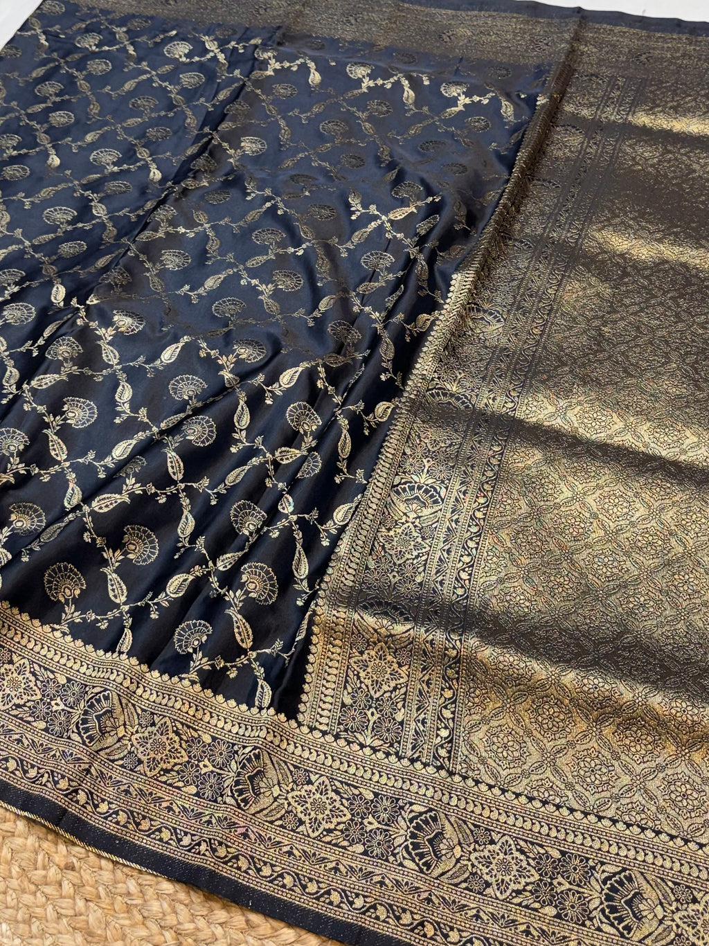 Black Banarasi Soft Mashru Silk Partywear Saree