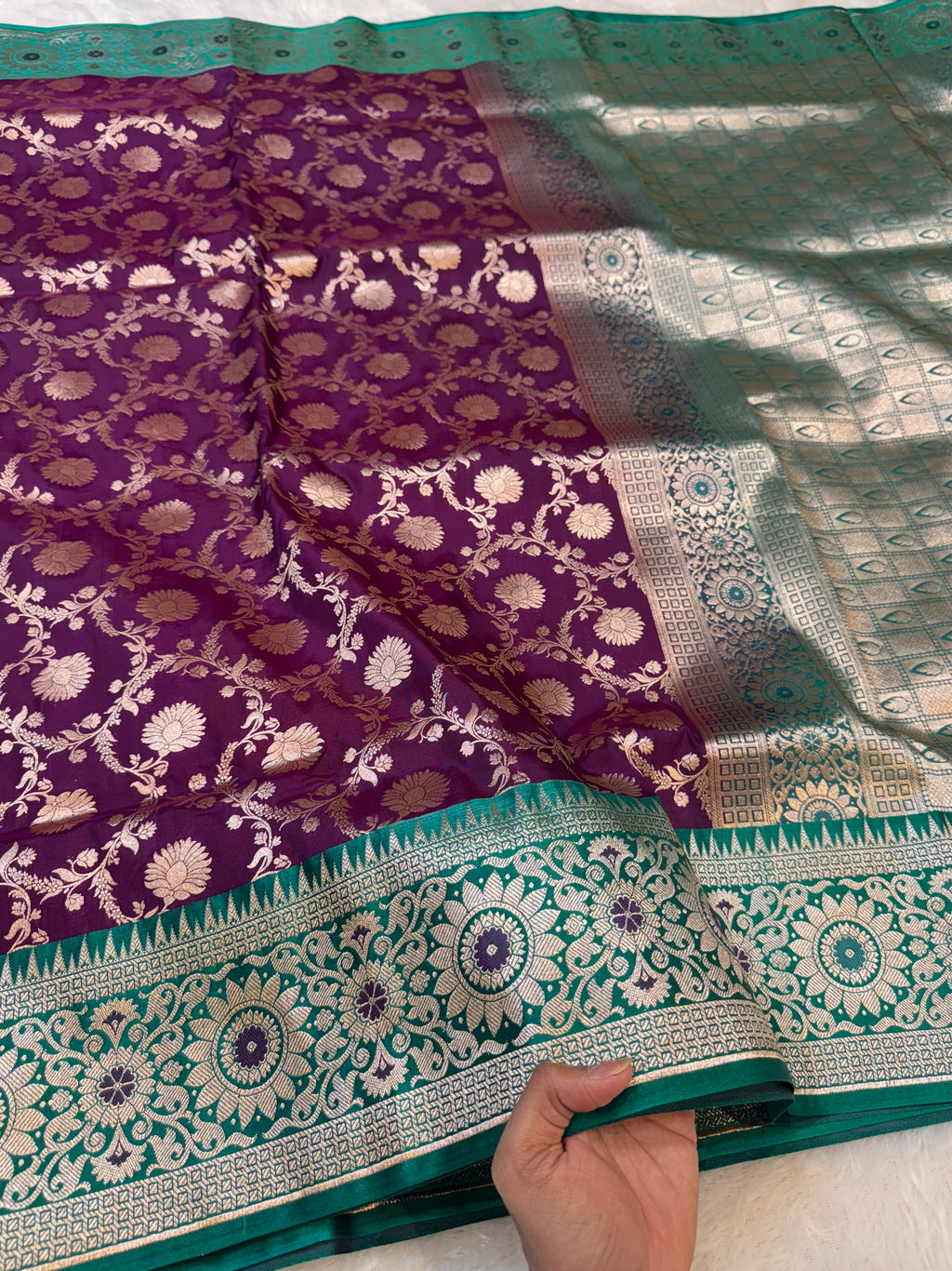 Purple Banarasi SemiKatan Silk Partywear Saree