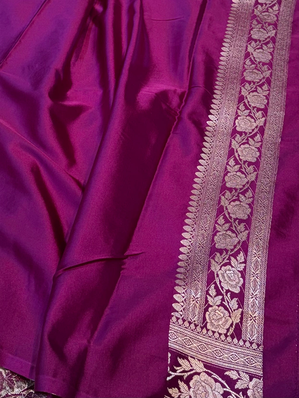 Off-White Banarasi Soft Mashru Silk Partywear Saree