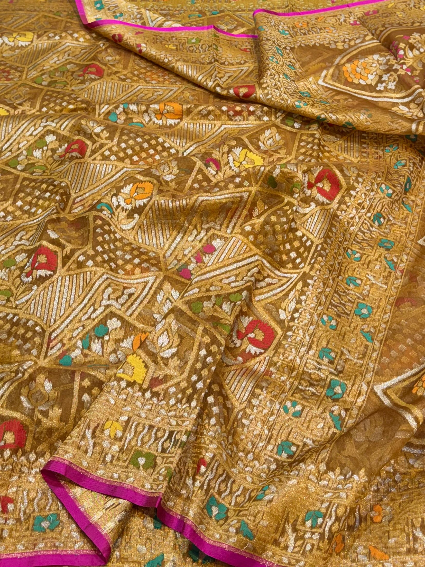 Cheeku 100% Pure Ektara Banarasi Kora Jamdani Saree