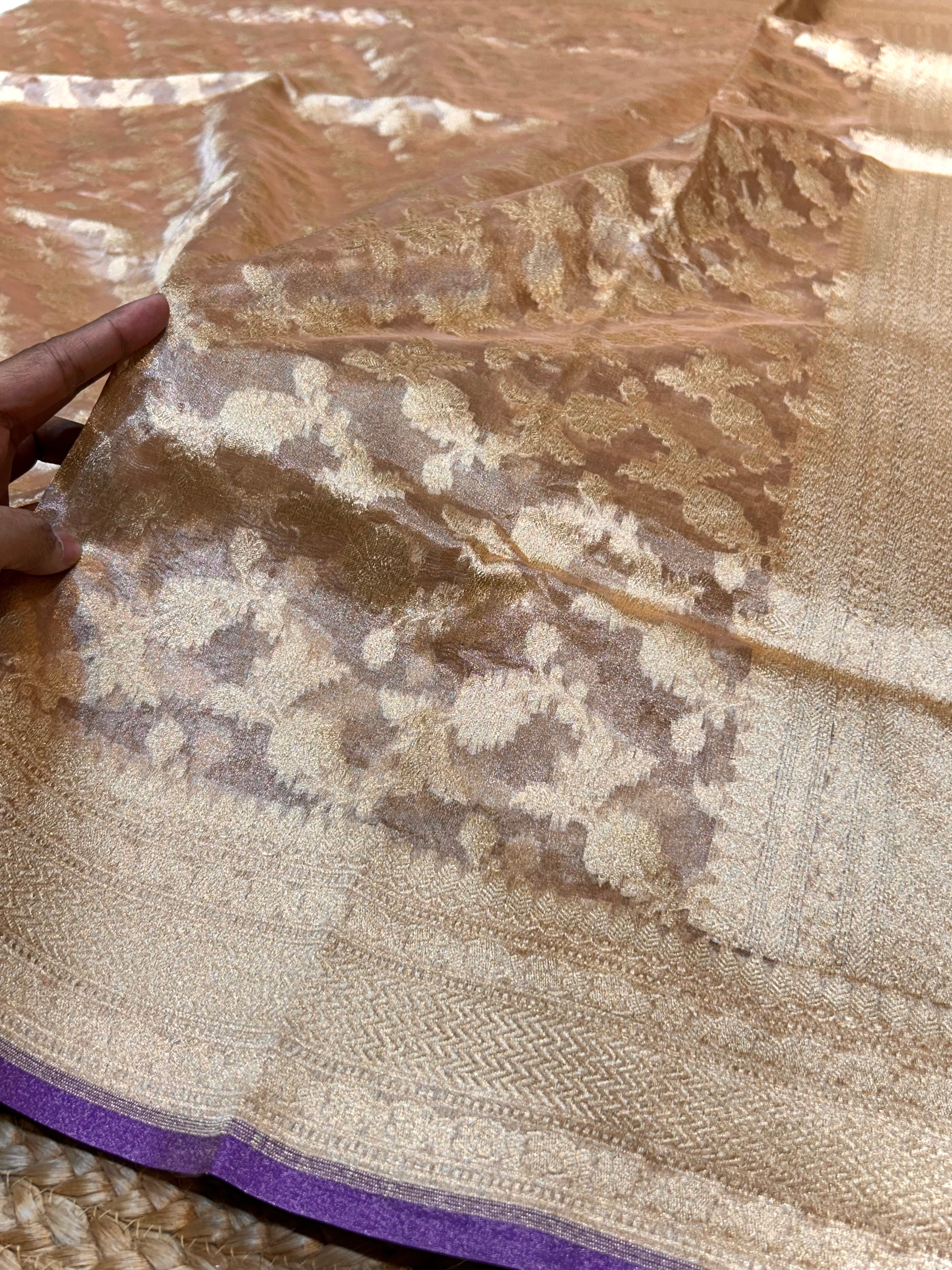 Diamond Gold 100% Pure Tissue Silk Banarasi Partywear Saree