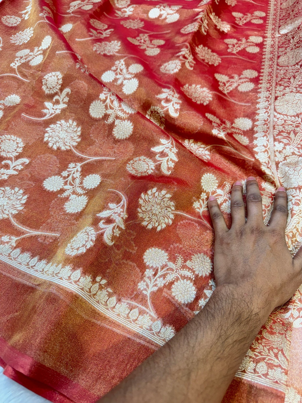 Diamond Red 100% Pure Tissue Silk Banarasi Partywear Saree