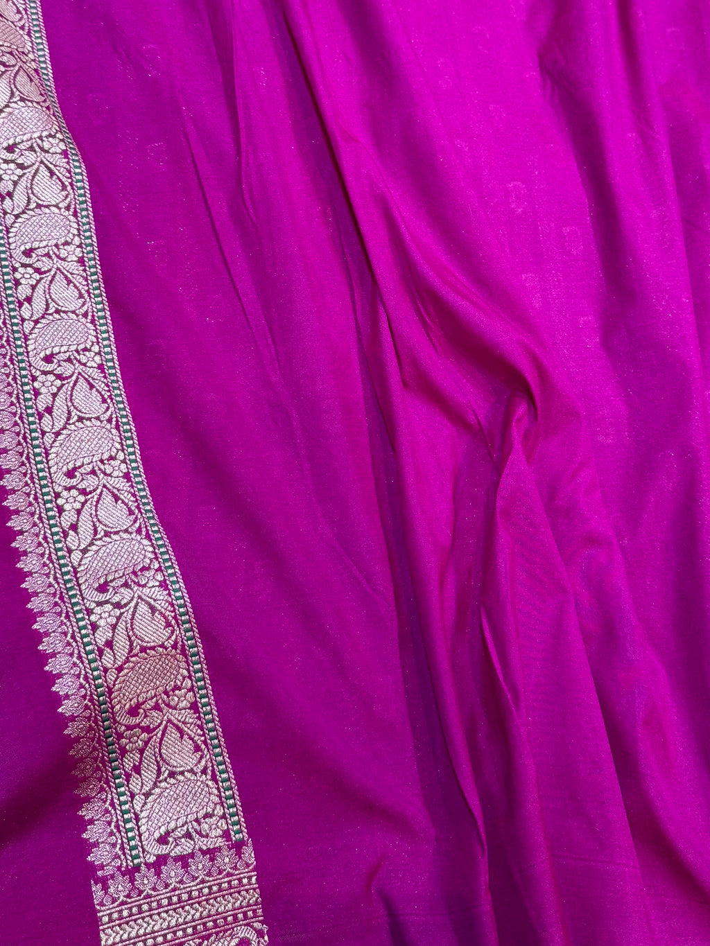 Magenta Pink Banarasi SemiKatan Silk Partywear Saree