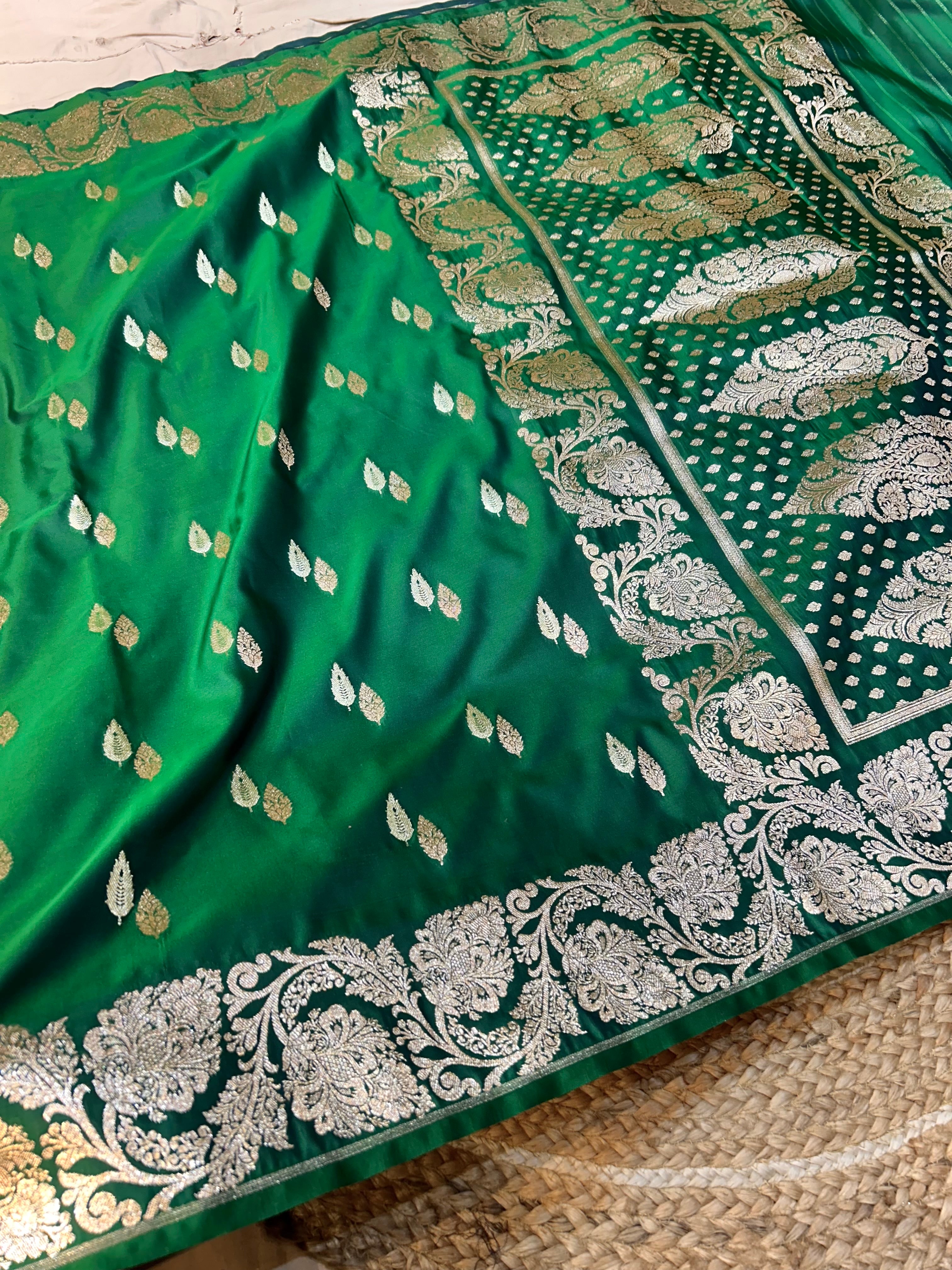 Emerald Green Banarasi Soft Meenakari Mashru Silk Partywear Saree