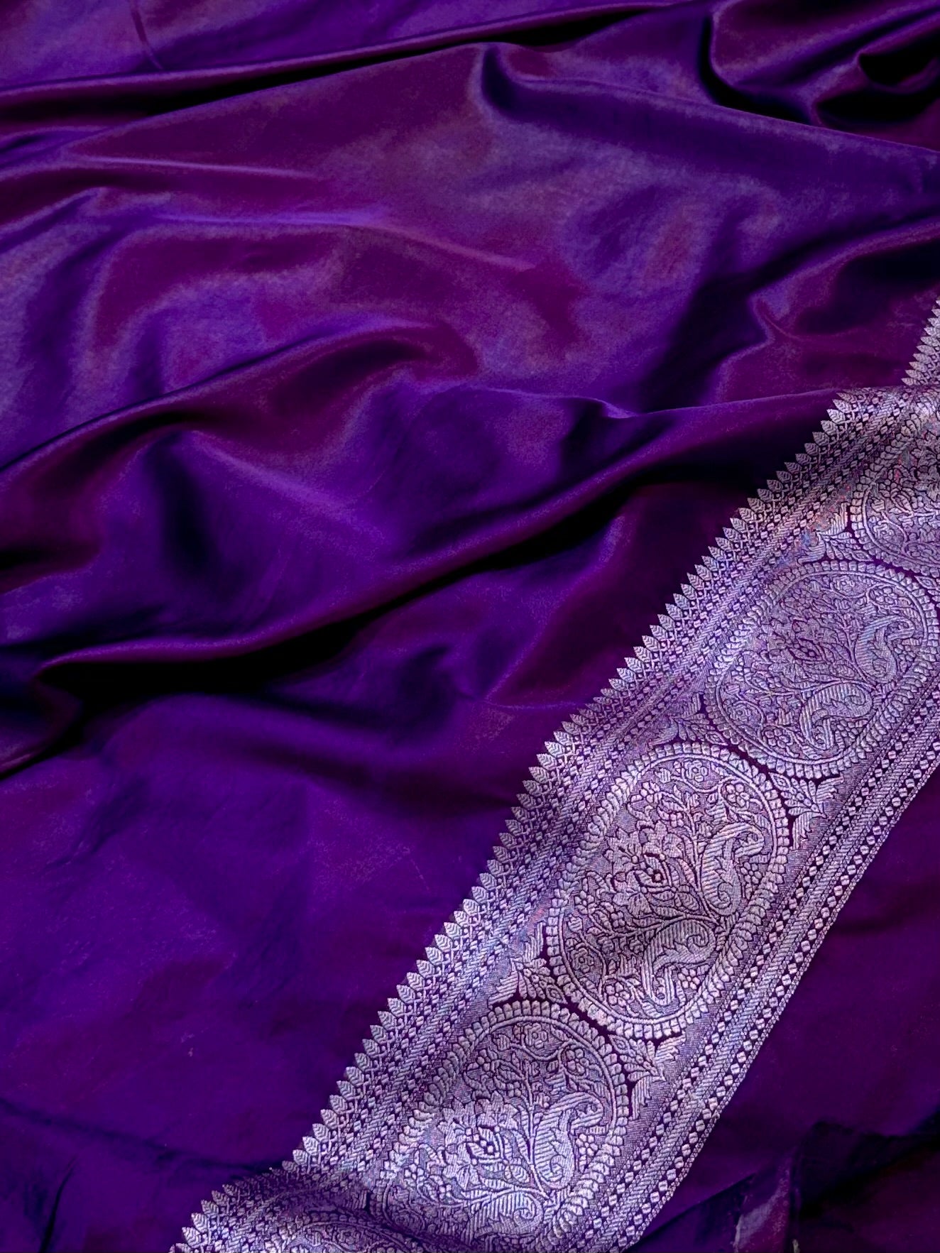 Violet Purple Banarasi Soft Meenakari Mashru Silk Partywear Saree