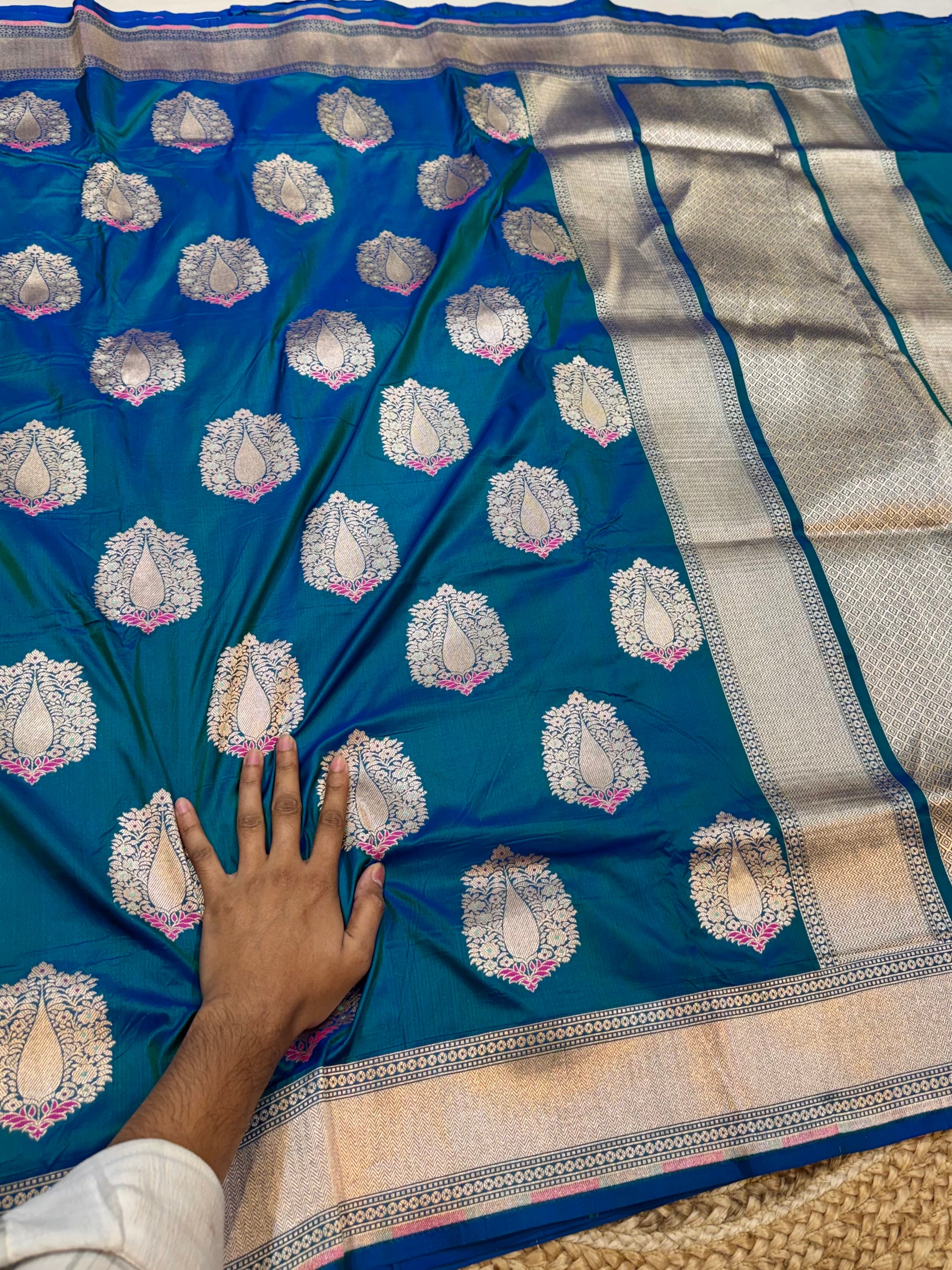 Dual Shade Peacock Blue 100% Pure Banarasi Katan Silk Meenakari Saree