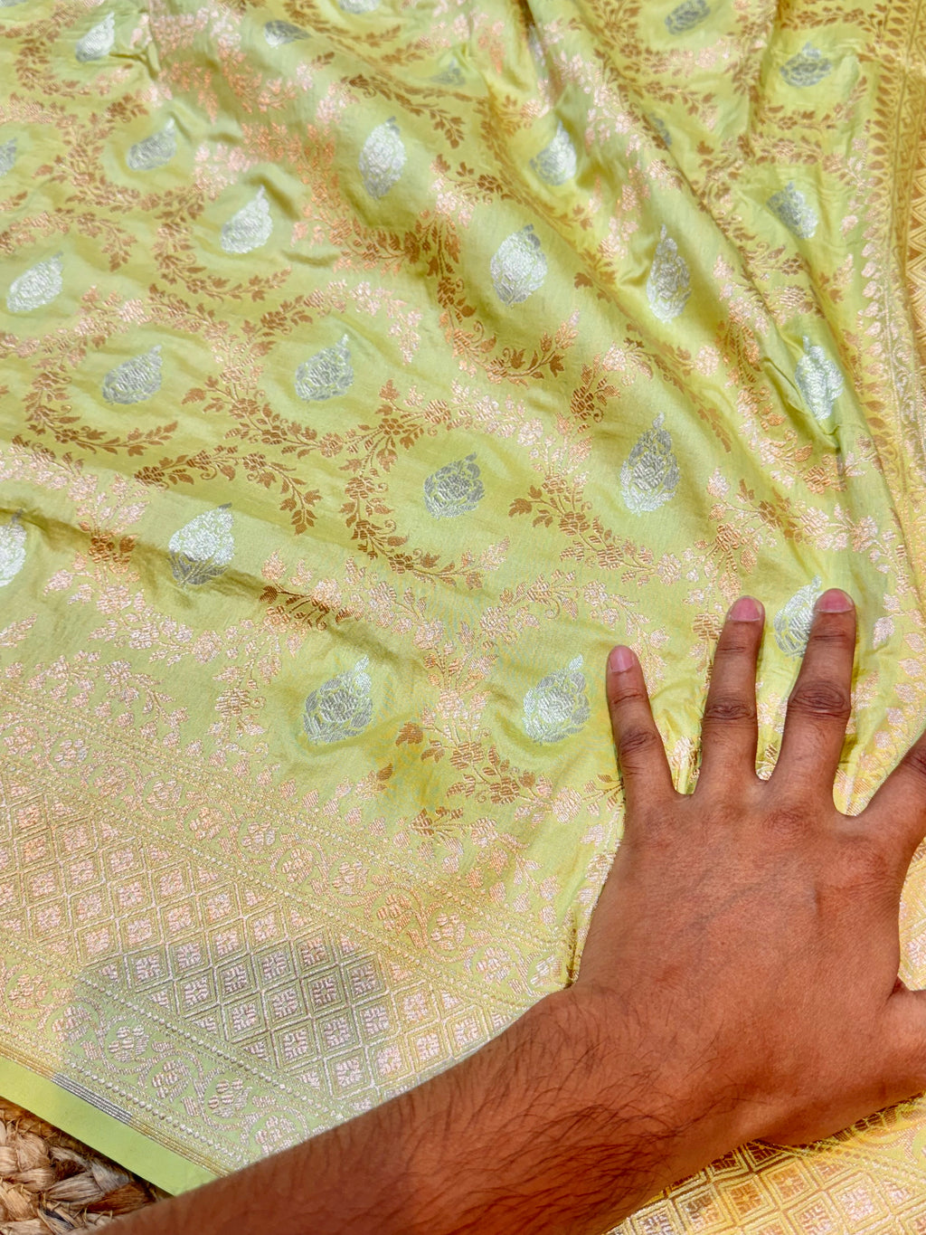Pista Green 100% Pure Banarasi Katan Silk Meenakari Saree