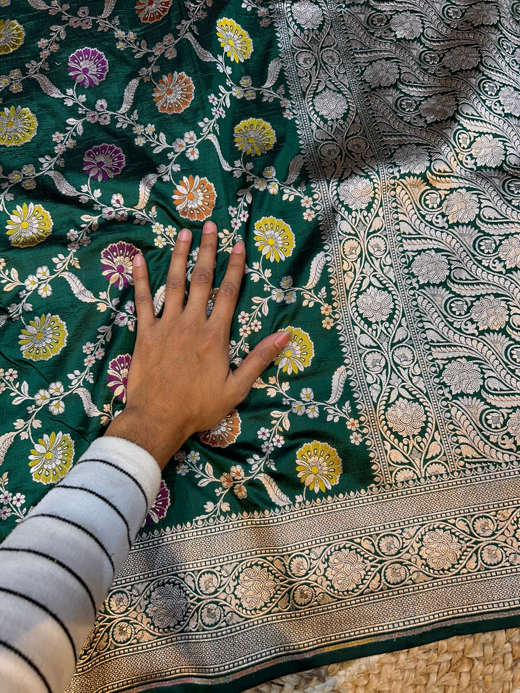 Bottle Green 100% Pure Banarasi Katan Silk Meenakari Saree