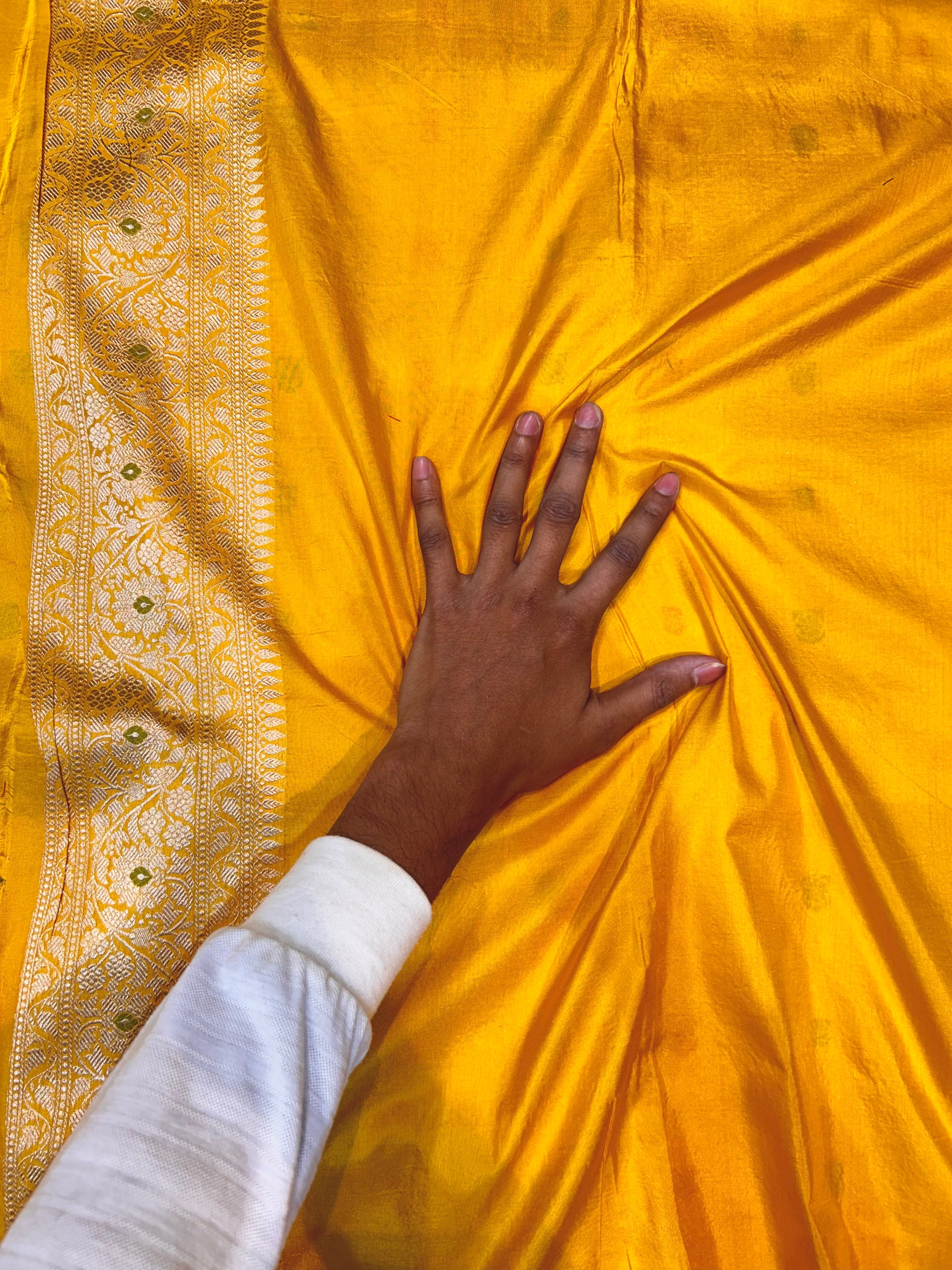 Yellow Gold 100% Pure Banarasi Katan Silk Meenakari Brocade Saree