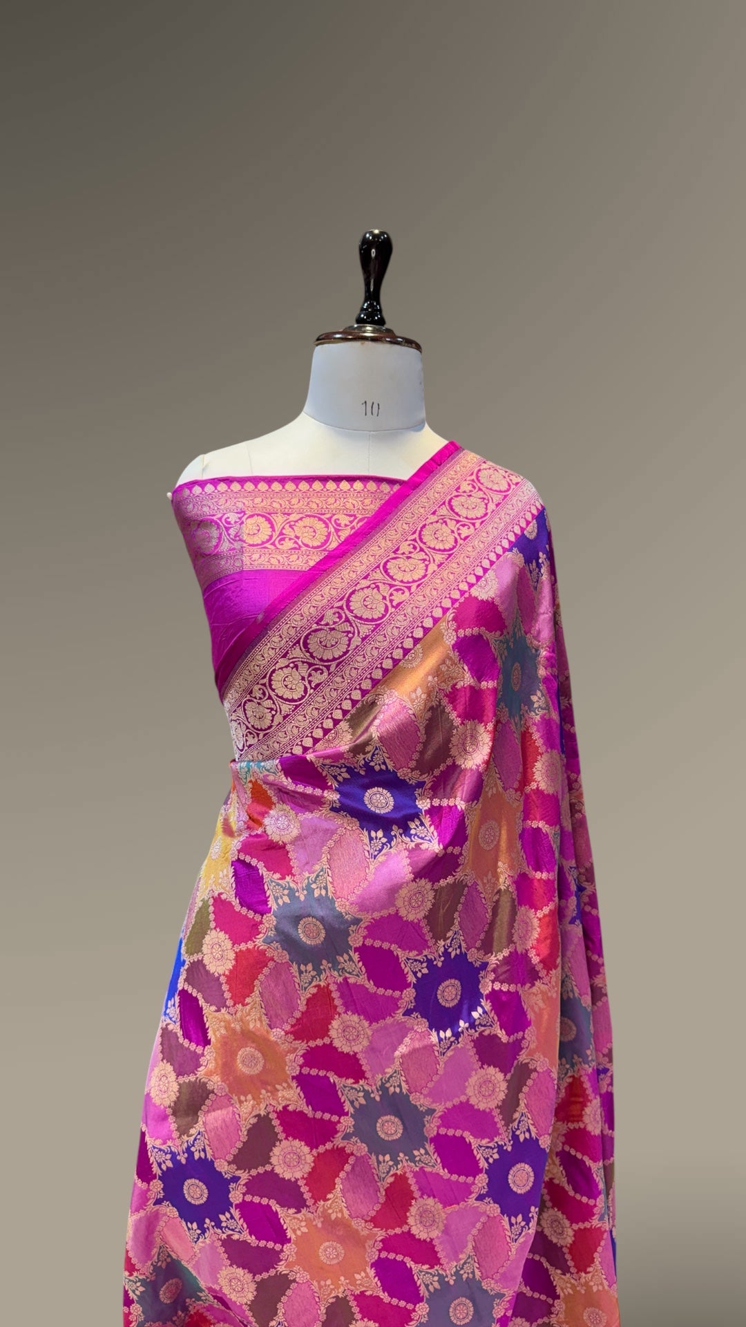 Magenta Pink 100% Exclusive Pure Banaras Katan Silk Rangkaat Saree