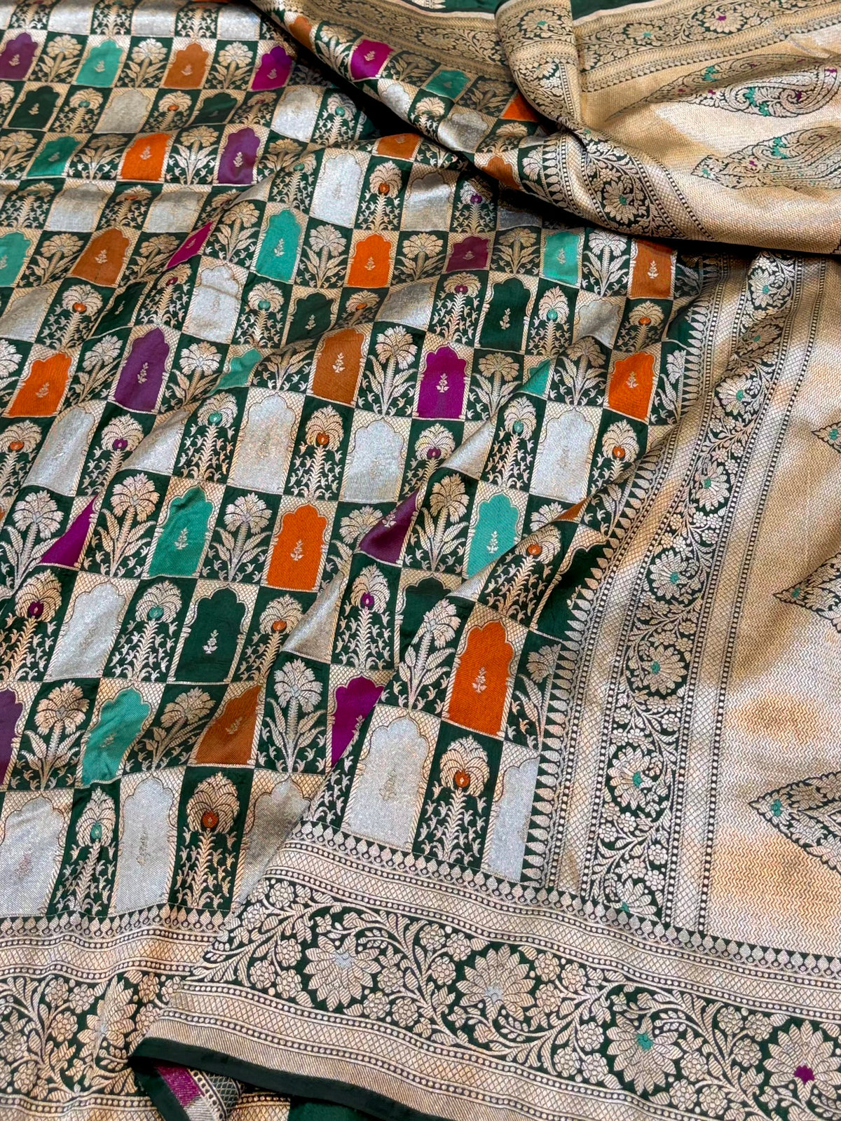 Bottle Green Exclusive Pure Banaras Katan Silk Rangkaat Saree