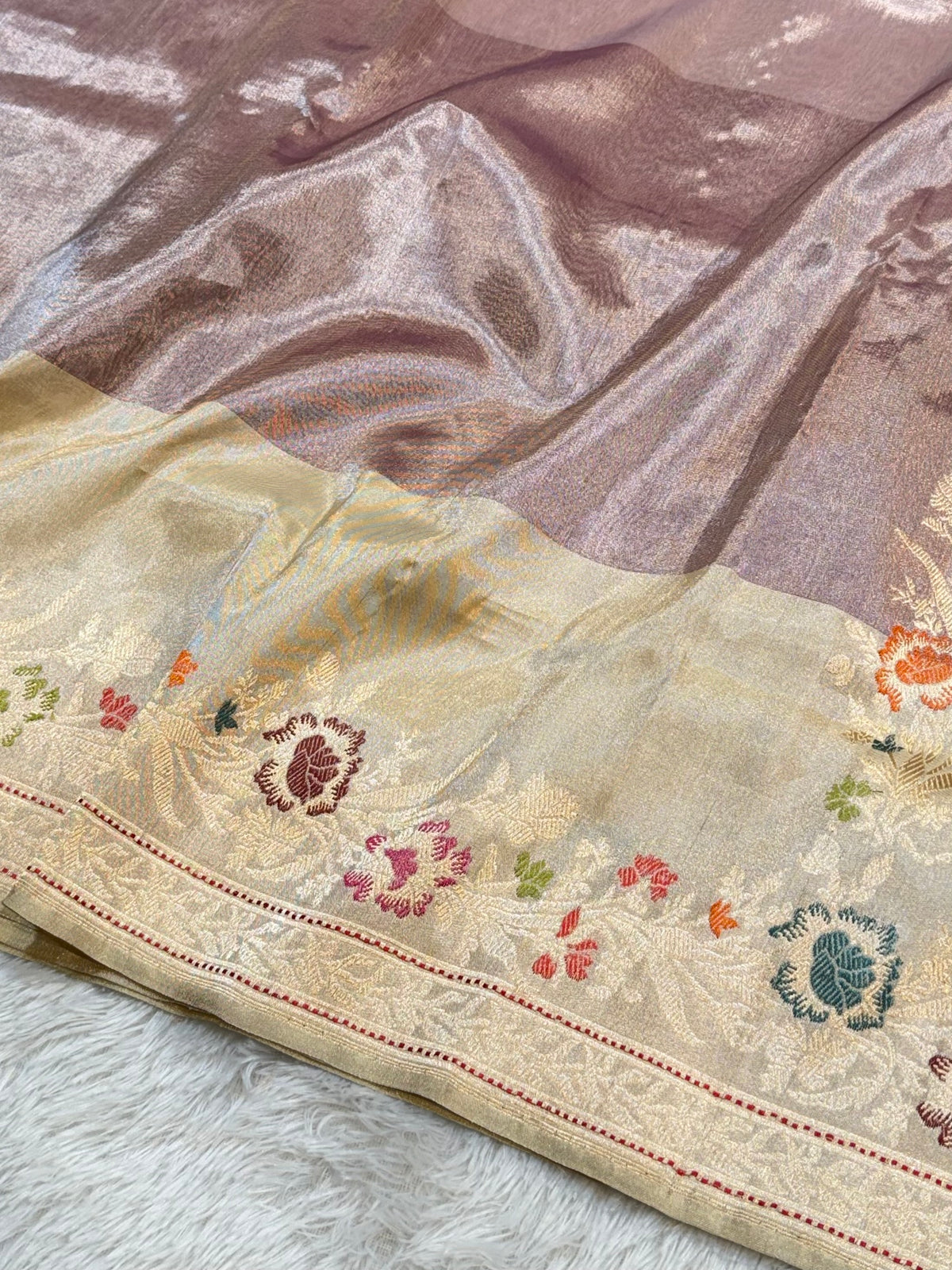 Diamond Golden Pure Banarasi Tissue Silk Tilfi Handloom Handwoven Saree