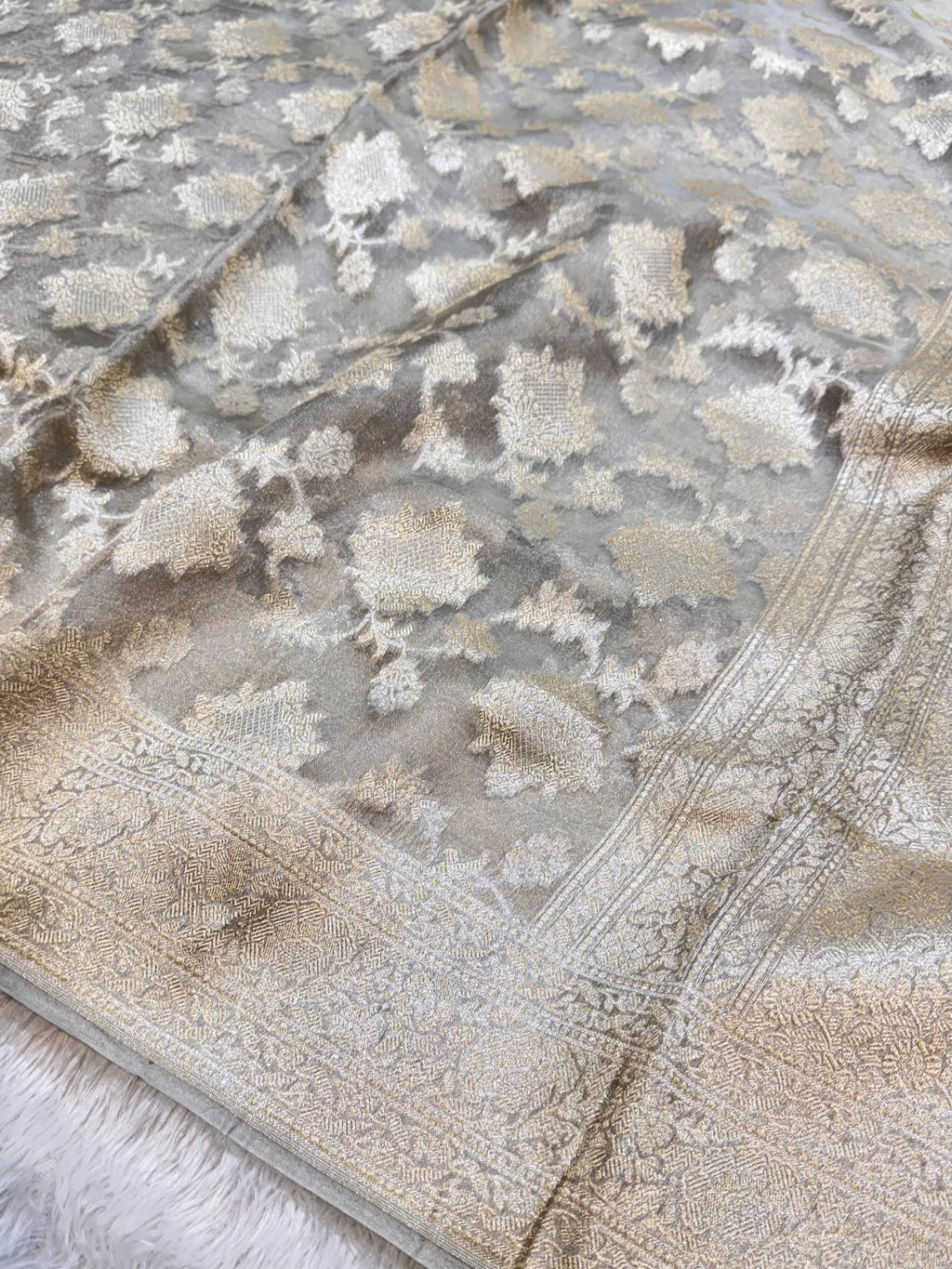 Diamond Grey 100% Pure Tissue Silk Banarasi Partywear Saree
