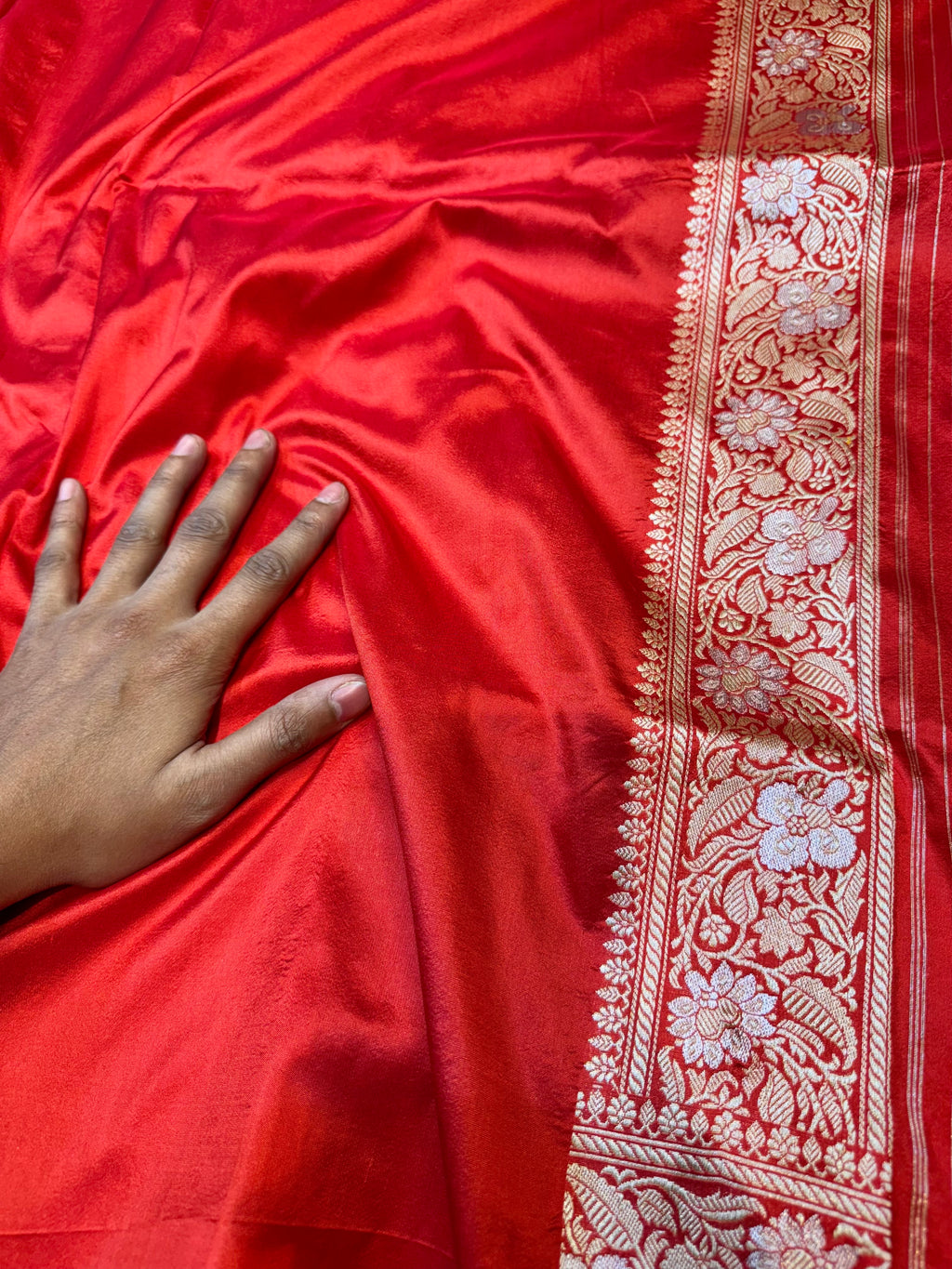 Red 100% Pure Banarasi Katan Silk Handloom Handwoven Pattu Saree