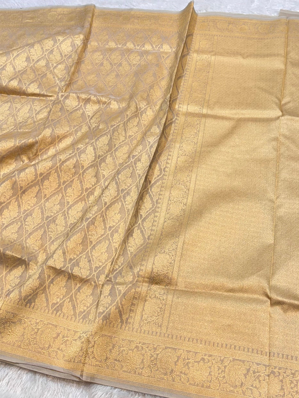 Diamond Golden 100% Pure Tissue Silk Banarasi Partywear Saree