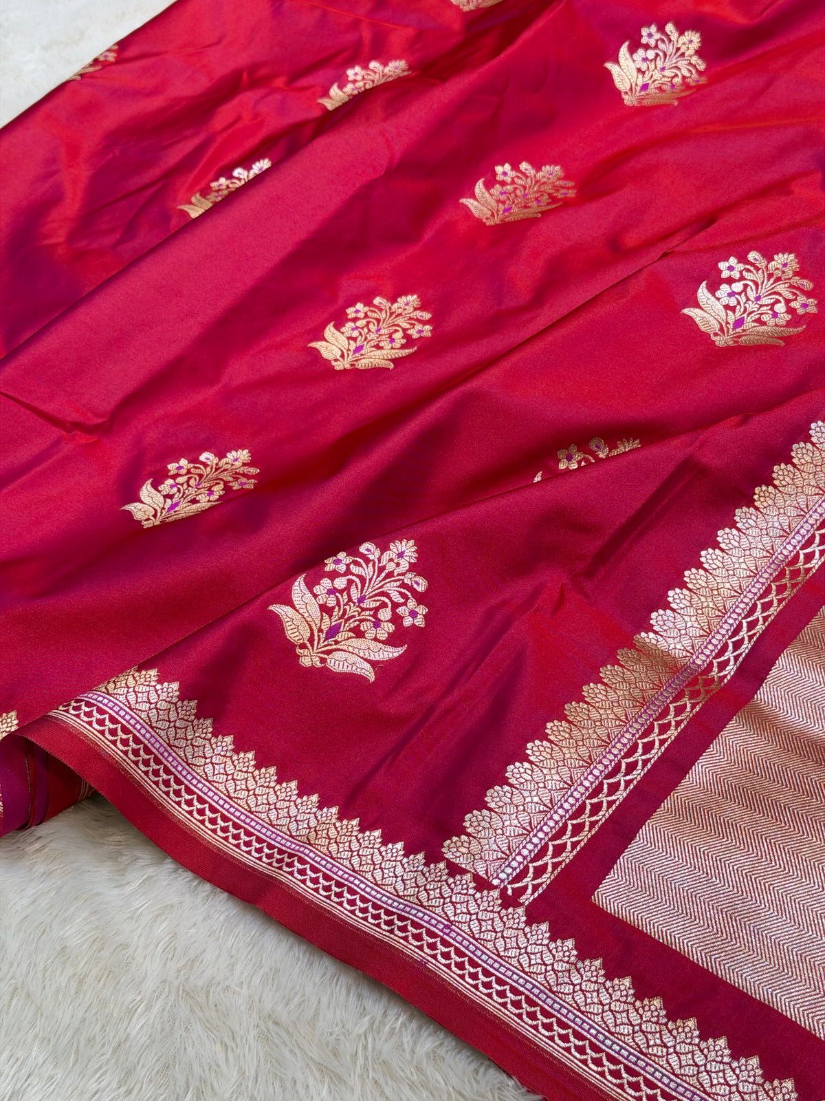 Hot Pink Banarasi Soft Mashru Silk Partywear Saree