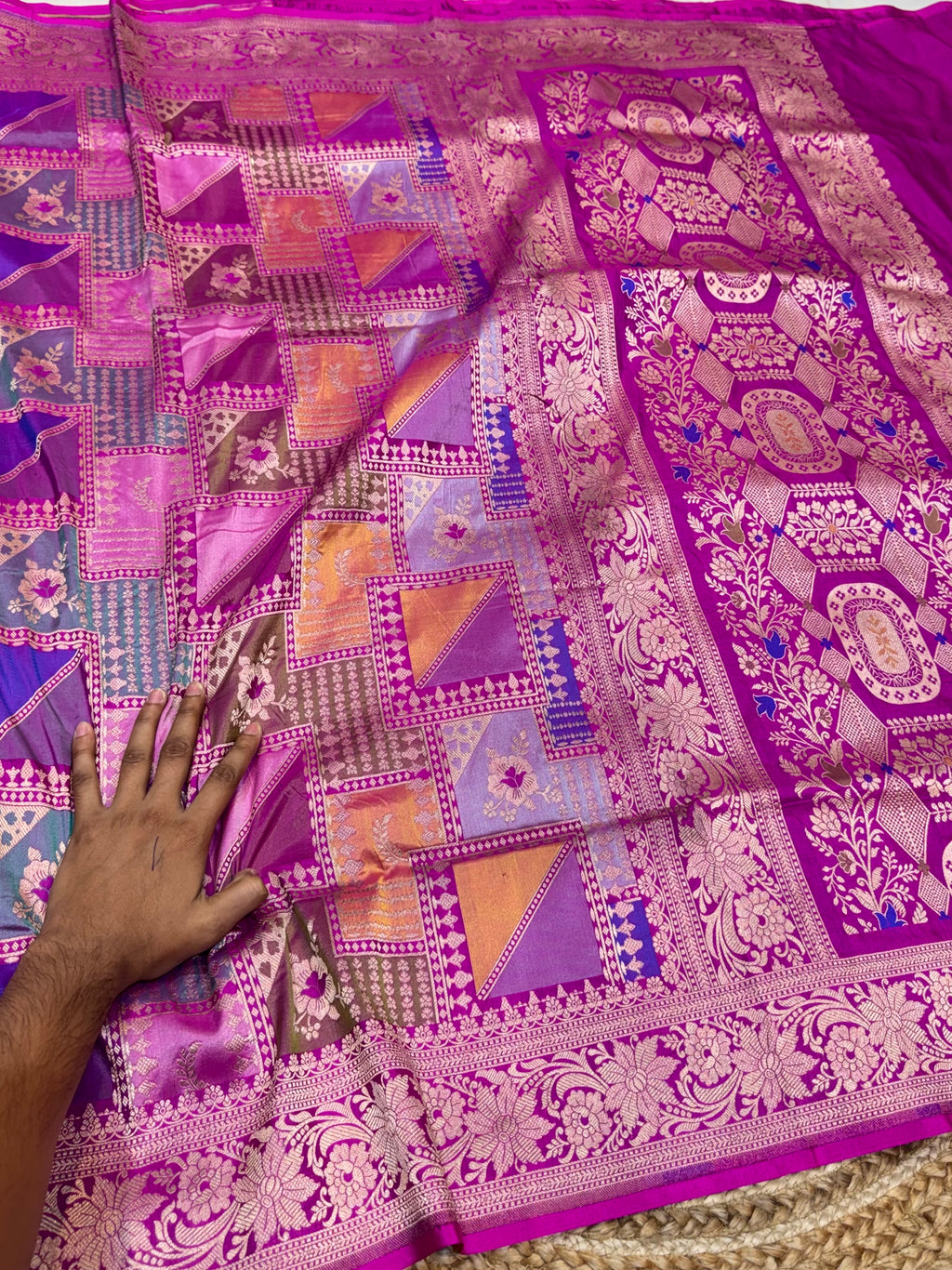Magenta Pink 100% Exclusive Pure Banaras Katan Silk Rangkaat Saree