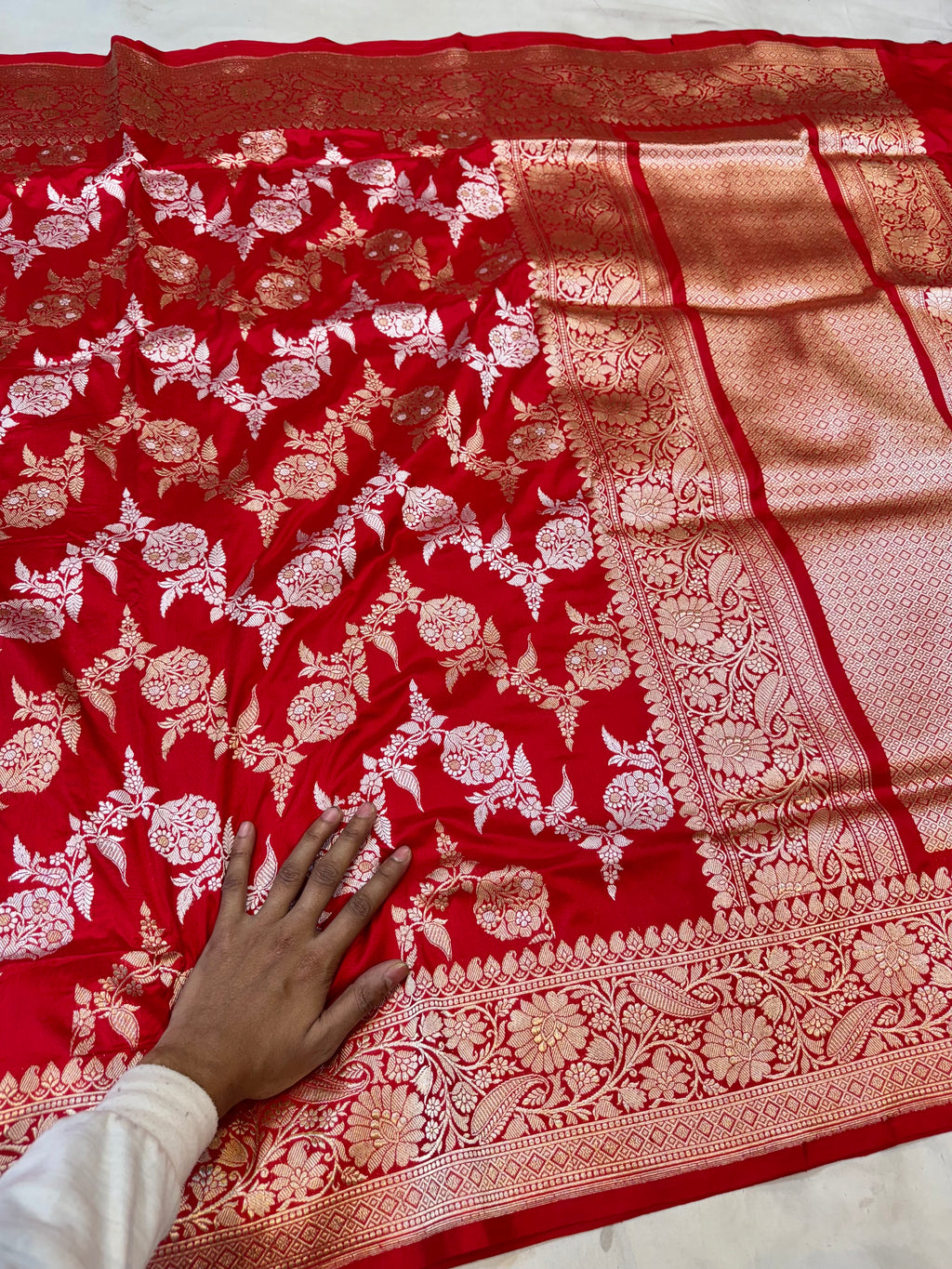 Red 100% Pure Banarasi Katan Silk Handloom Handwoven Pattu Saree
