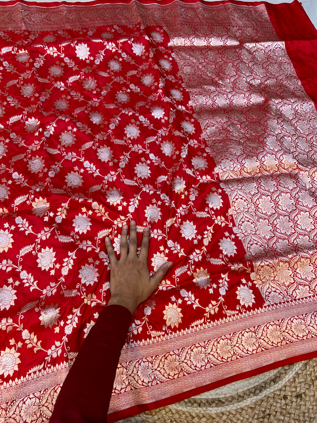 Red 100% Pure Banarasi Katan Silk Meenakari Saree