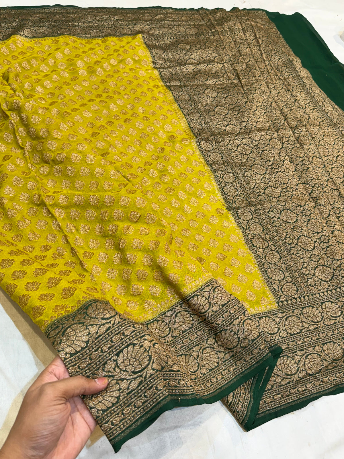 Mehendi Green Pure Banarasi Premium Khaddi Georgette Double Border Saree