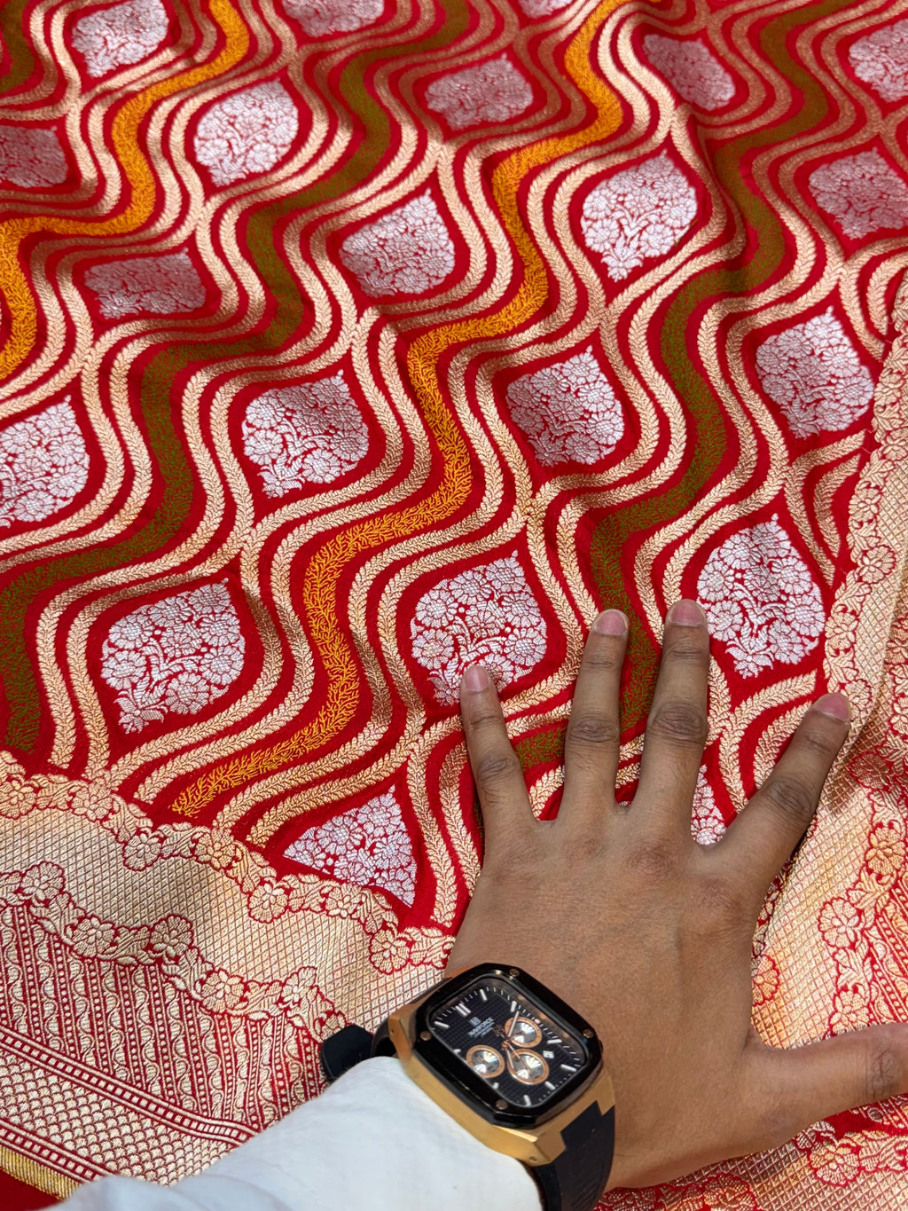 Red 100% Pure Banarasi Katan Silk Tilfi Meenakari Saree