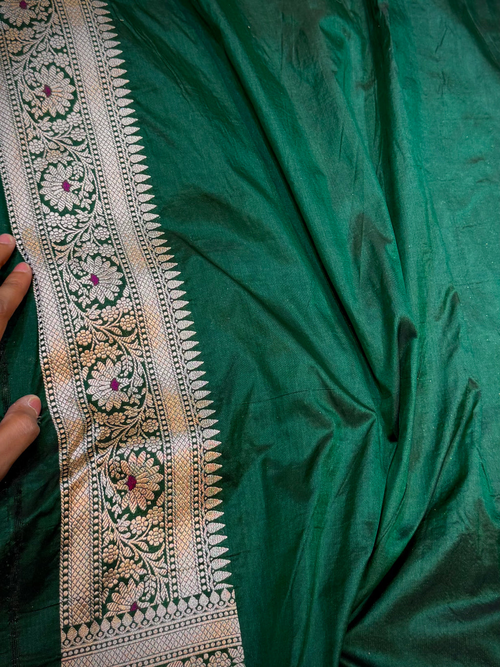 Bottle Green Exclusive Pure Banaras Katan Silk Rangkaat Saree