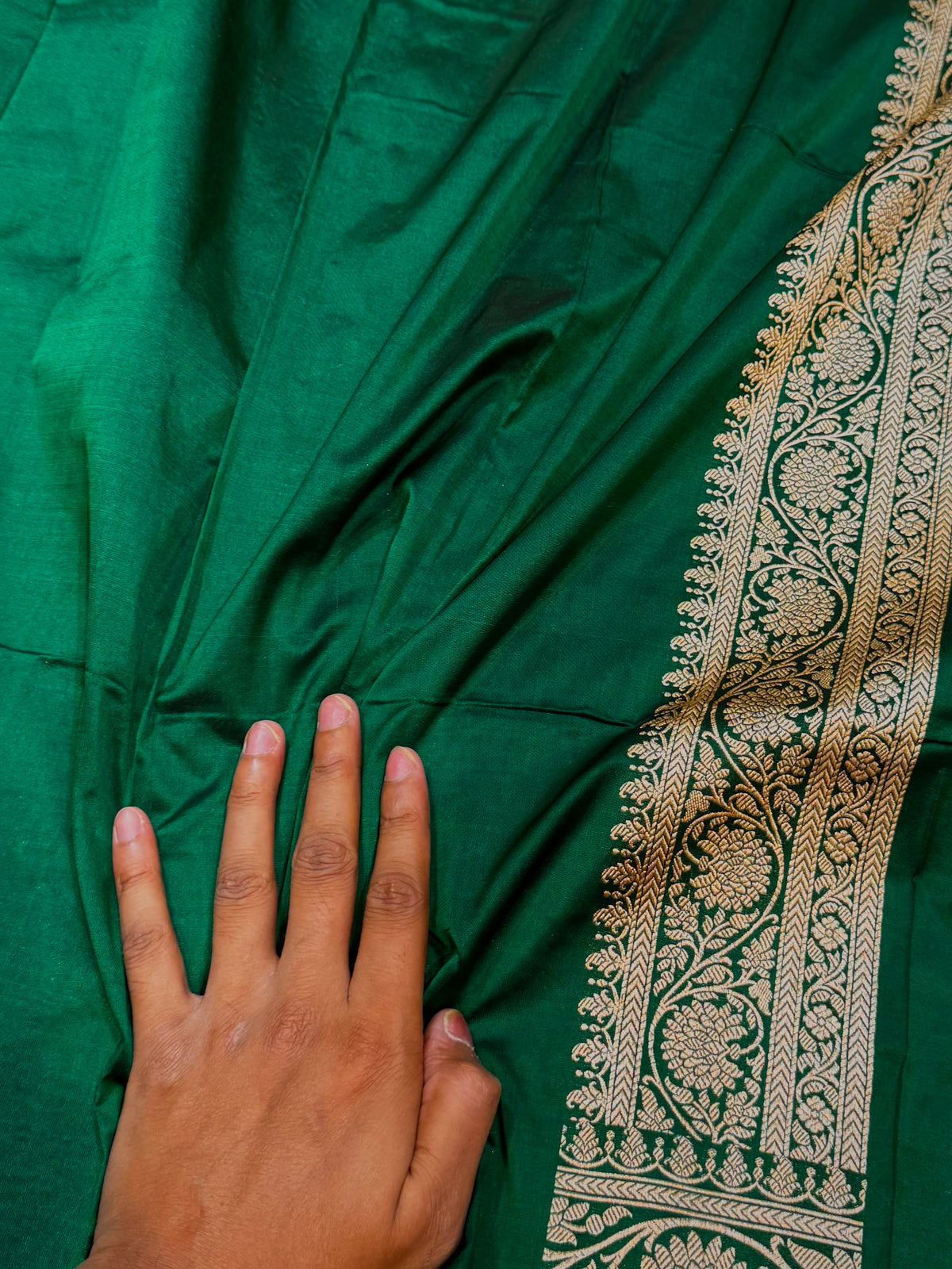 Bottle Green Pure Banarasi Katan Silk Saree
