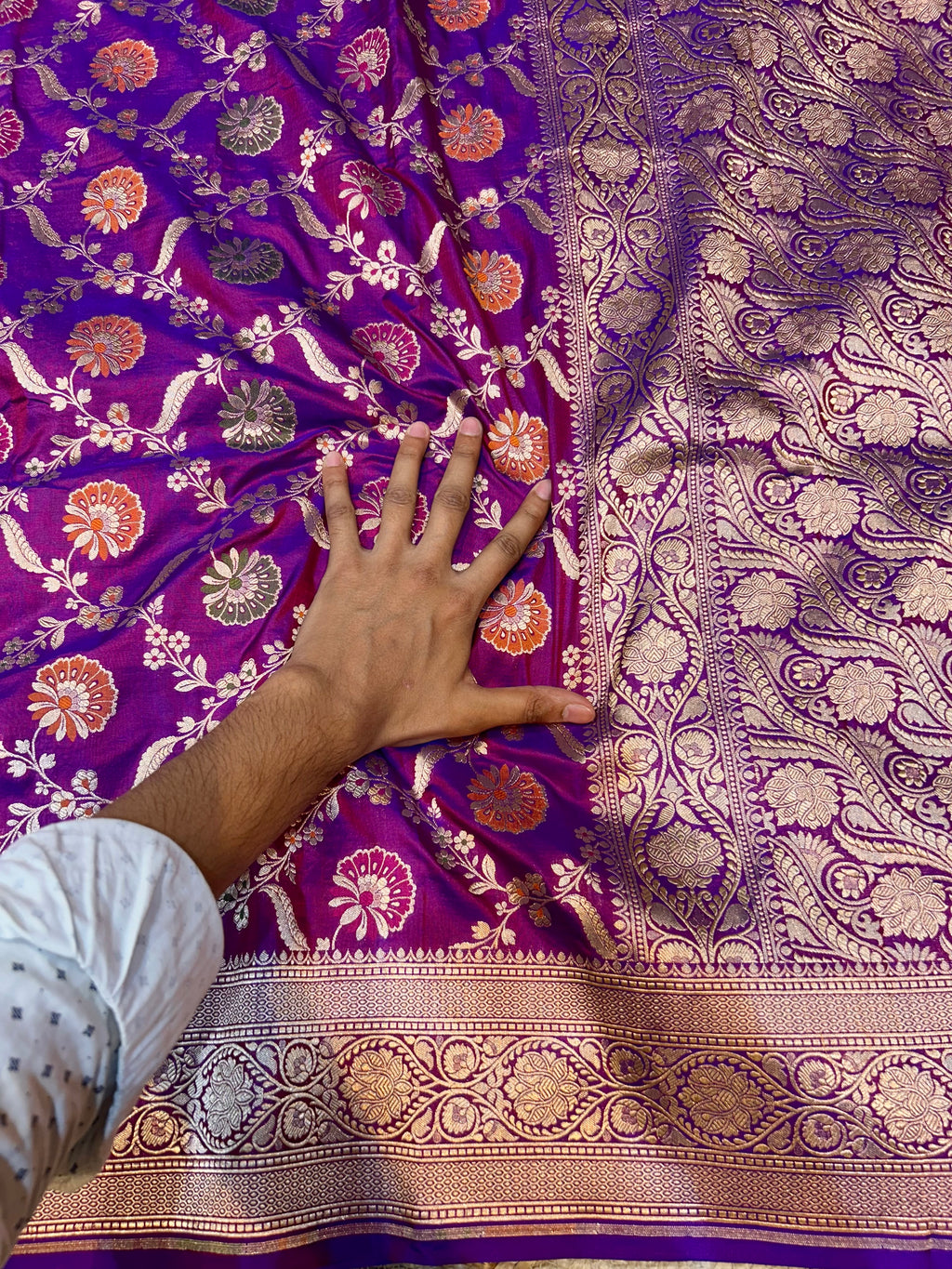 Dual shade Blue-Red 100% Pure Banarasi Katan Silk Meenakari Saree