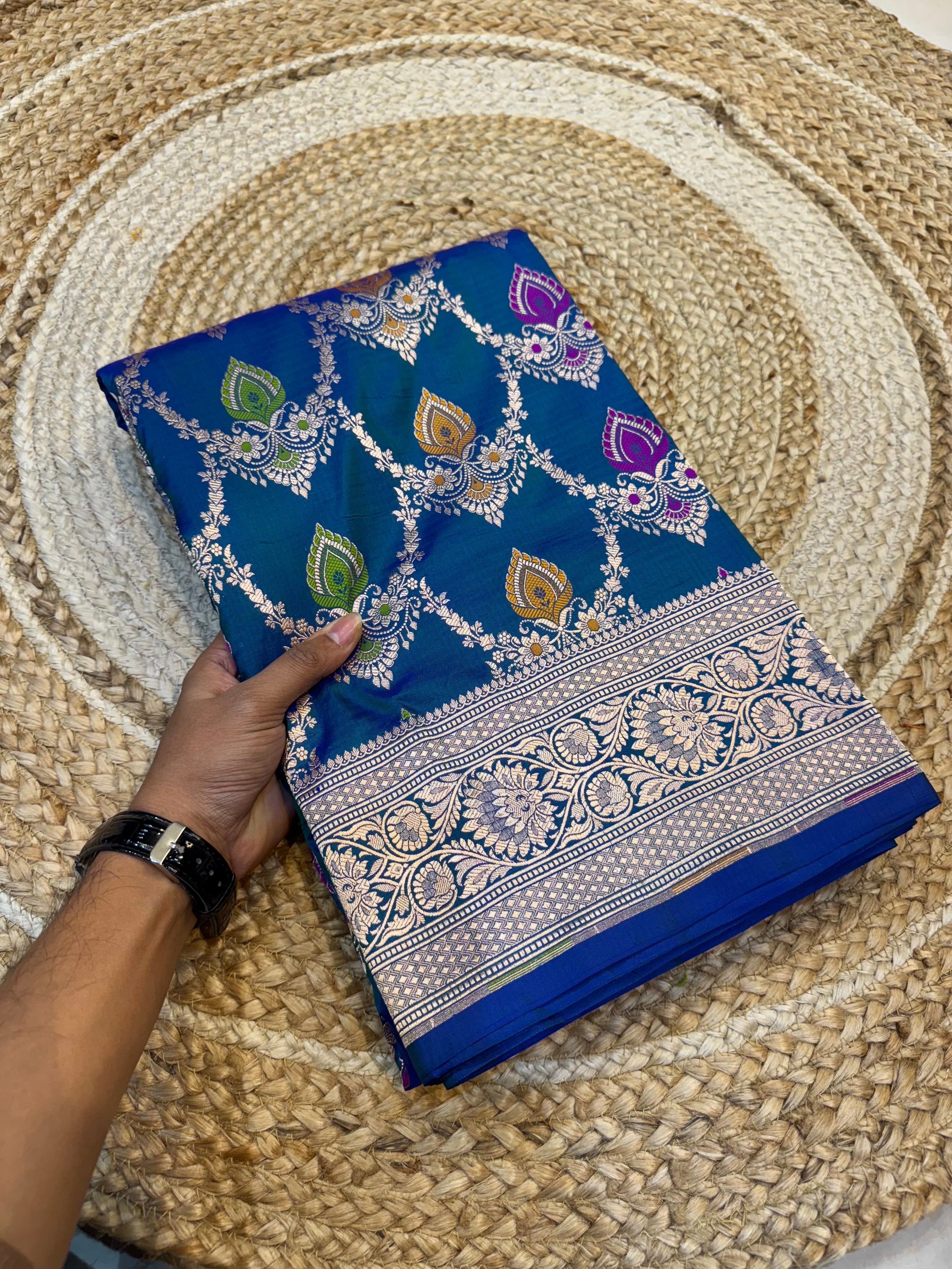 Dual shade Peacock Blue 100% Pure Banarasi Katan Silk Meenakari Saree