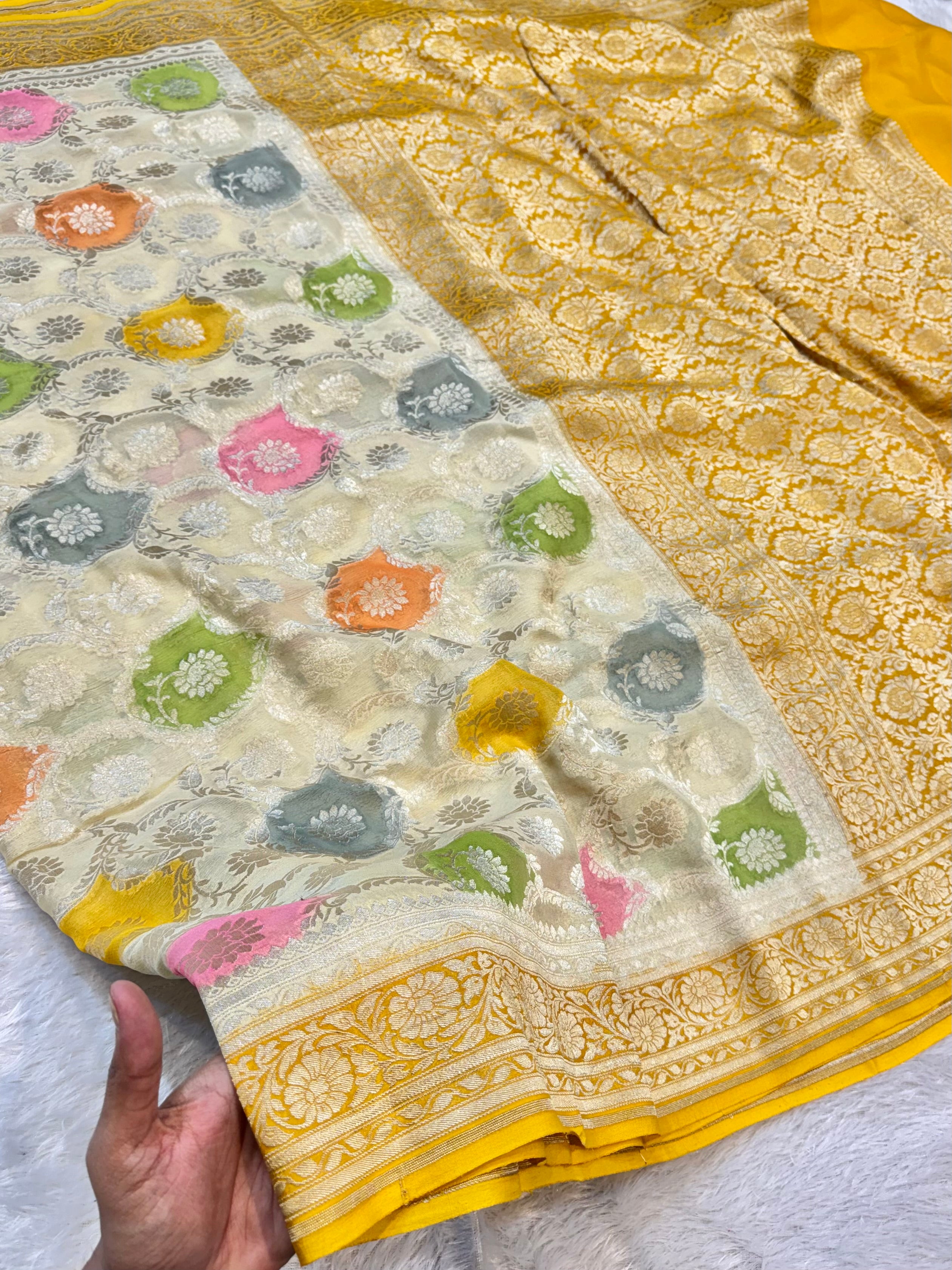 Off White 100% Pure Banarasi Khaddi Georgette RANGKAAT Saree