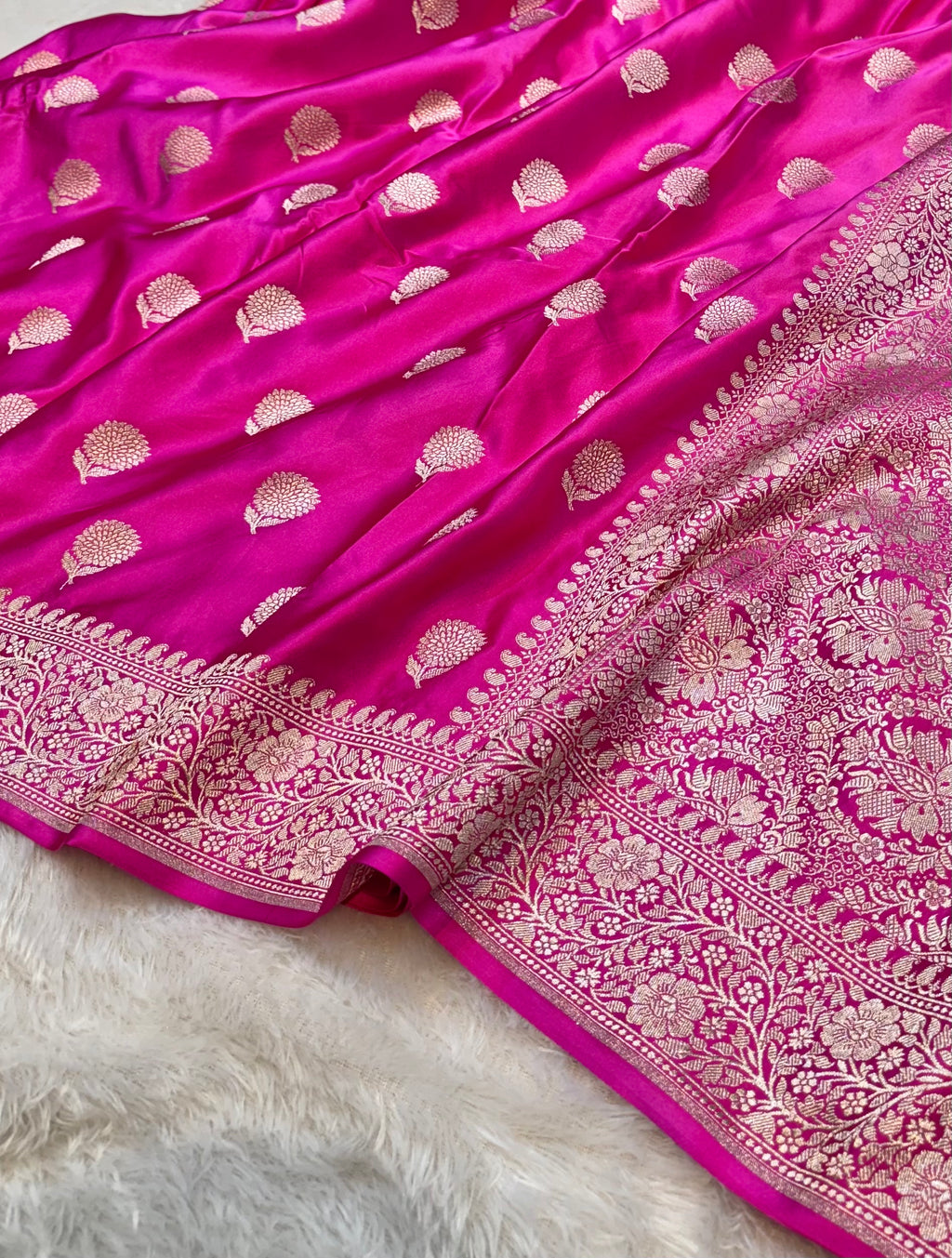 Fuchsia Pink Banarasi Soft Mashru Silk Partywear Saree