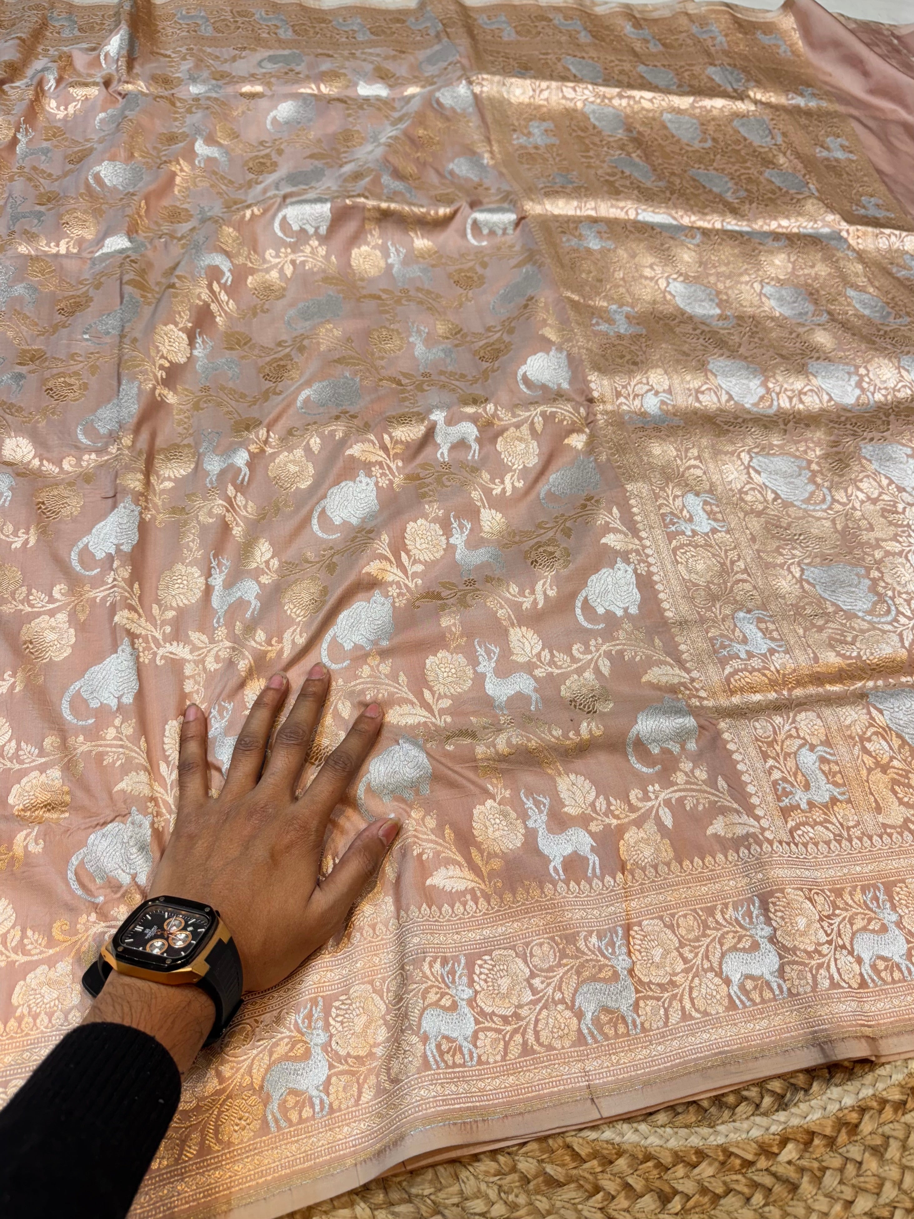 Beige 100% Pure Banarasi Katan Silk Meenakari Saree