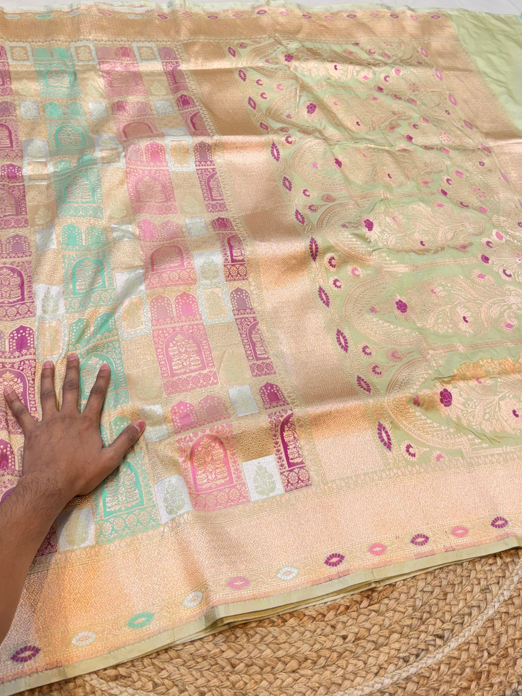 Pista Green 100% Pure Banaras Katan Silk Rangkaat Saree