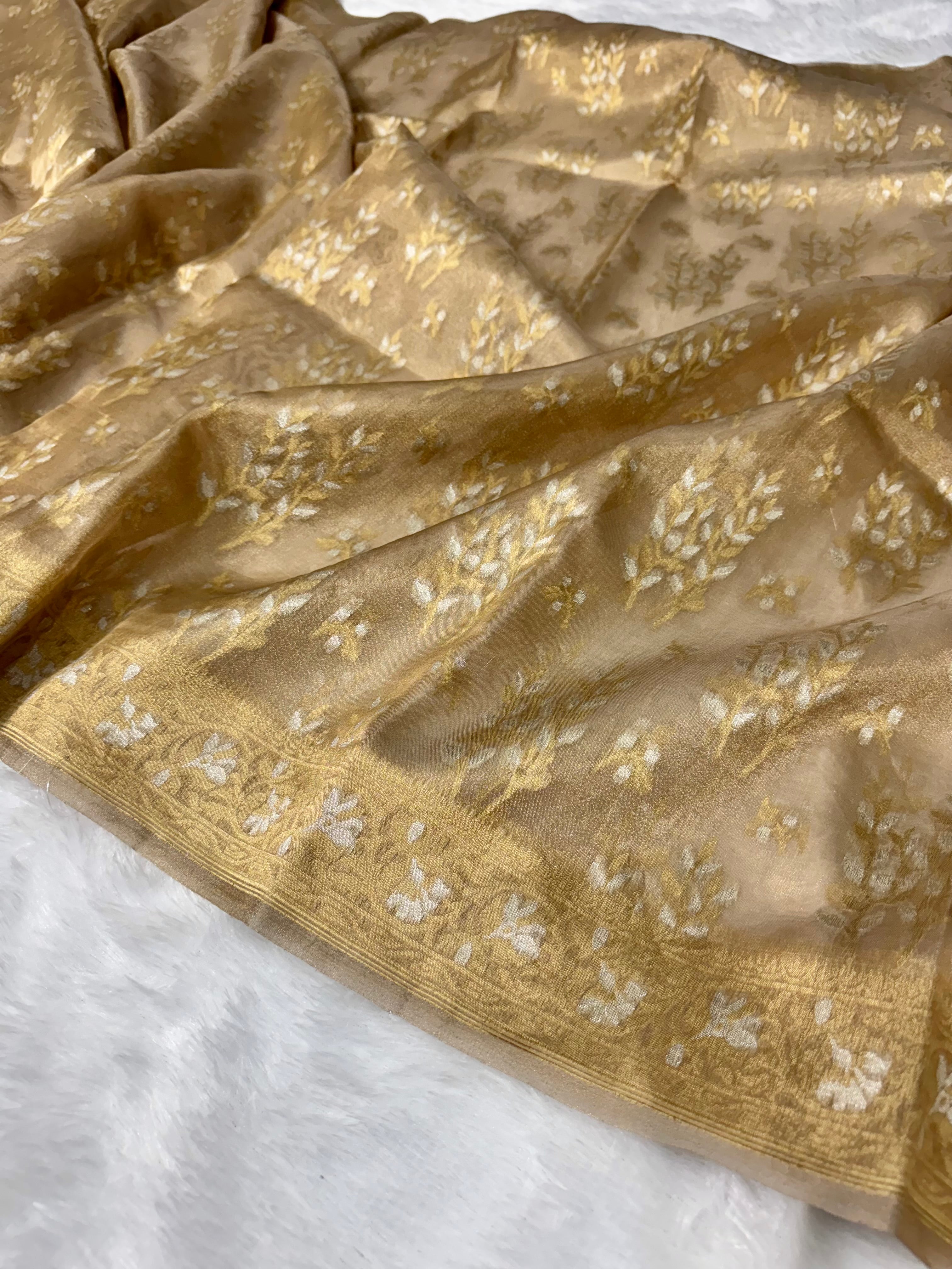 Diamond Golden 100% Pure Tissue Silk Banarasi Partywear Saree