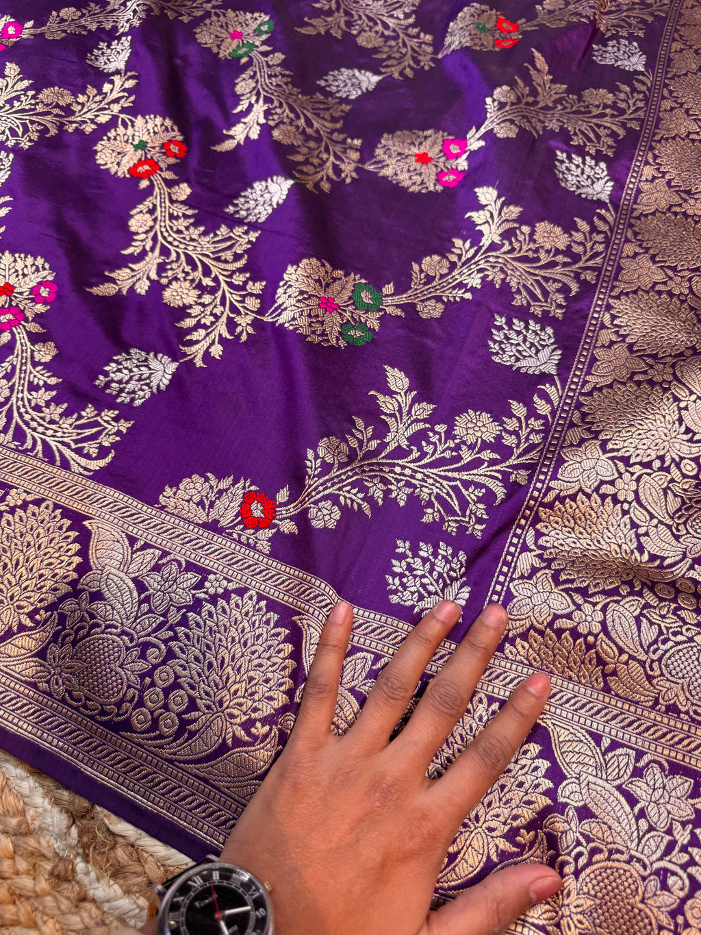 Violet Purple 100% Pure Banarasi Katan Silk Handloom Handwoven Pattu Saree