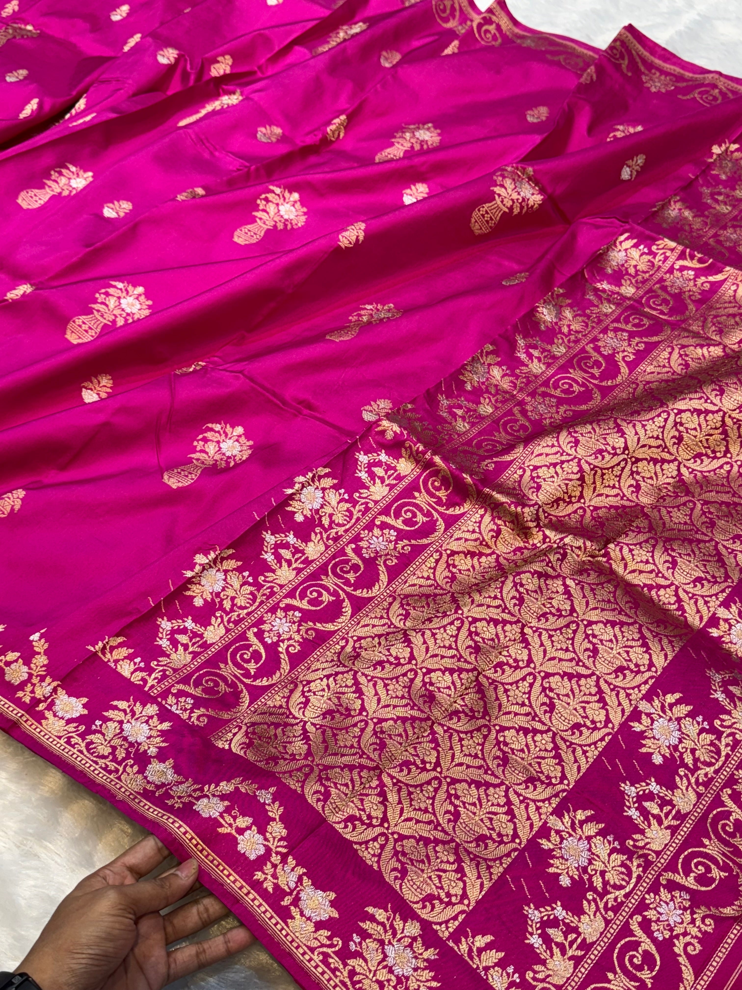 Magenta Pink 100% Pure Banaras Katan Silk Handloom Handwoven Pattu Saree