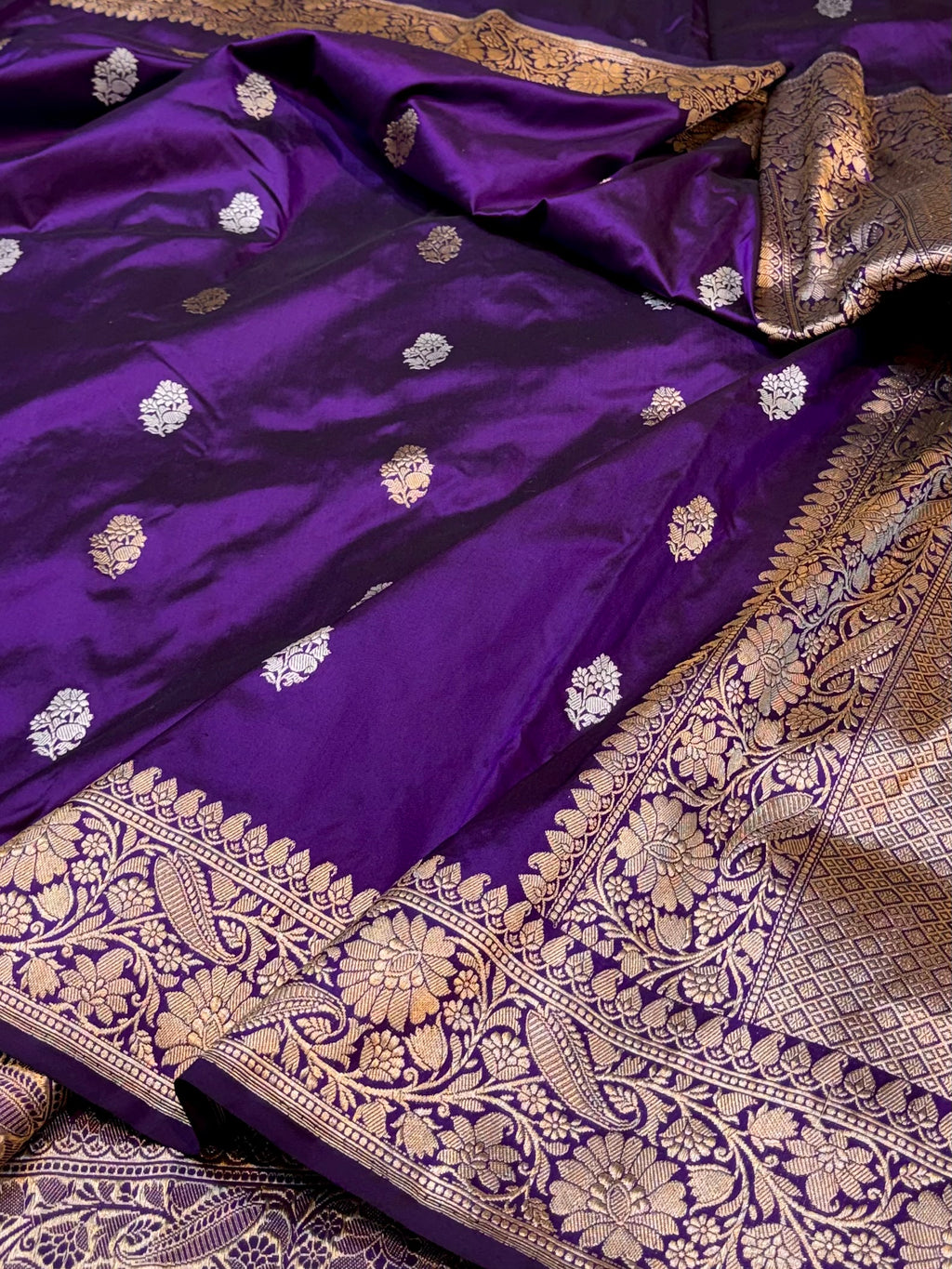 Violet Purple 100% Pure Banaras Katan Silk Handloom Handwoven Pattu Saree