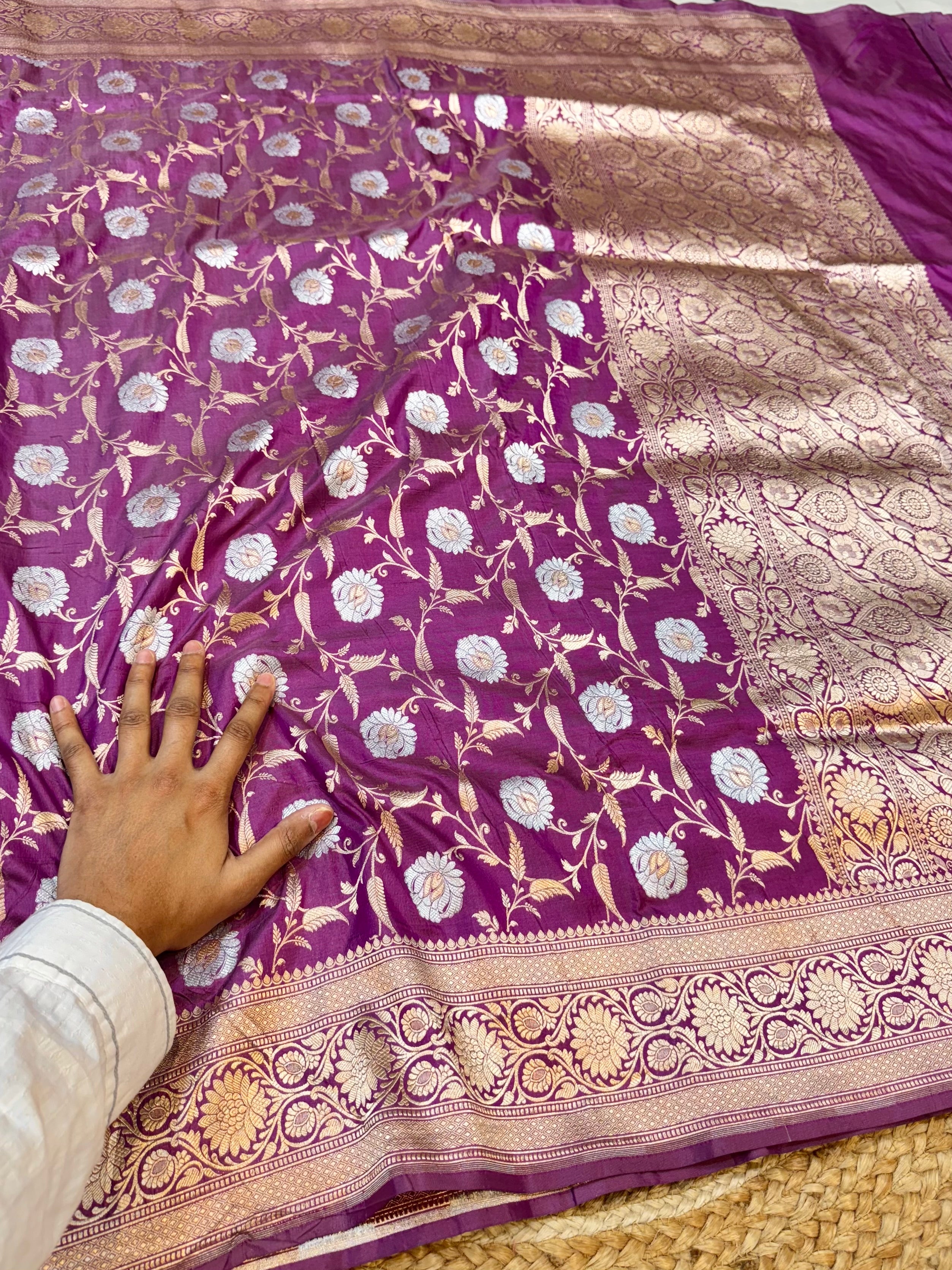 Gajri Pink 100% Pure Banarasi Katan Silk Meenakari Saree
