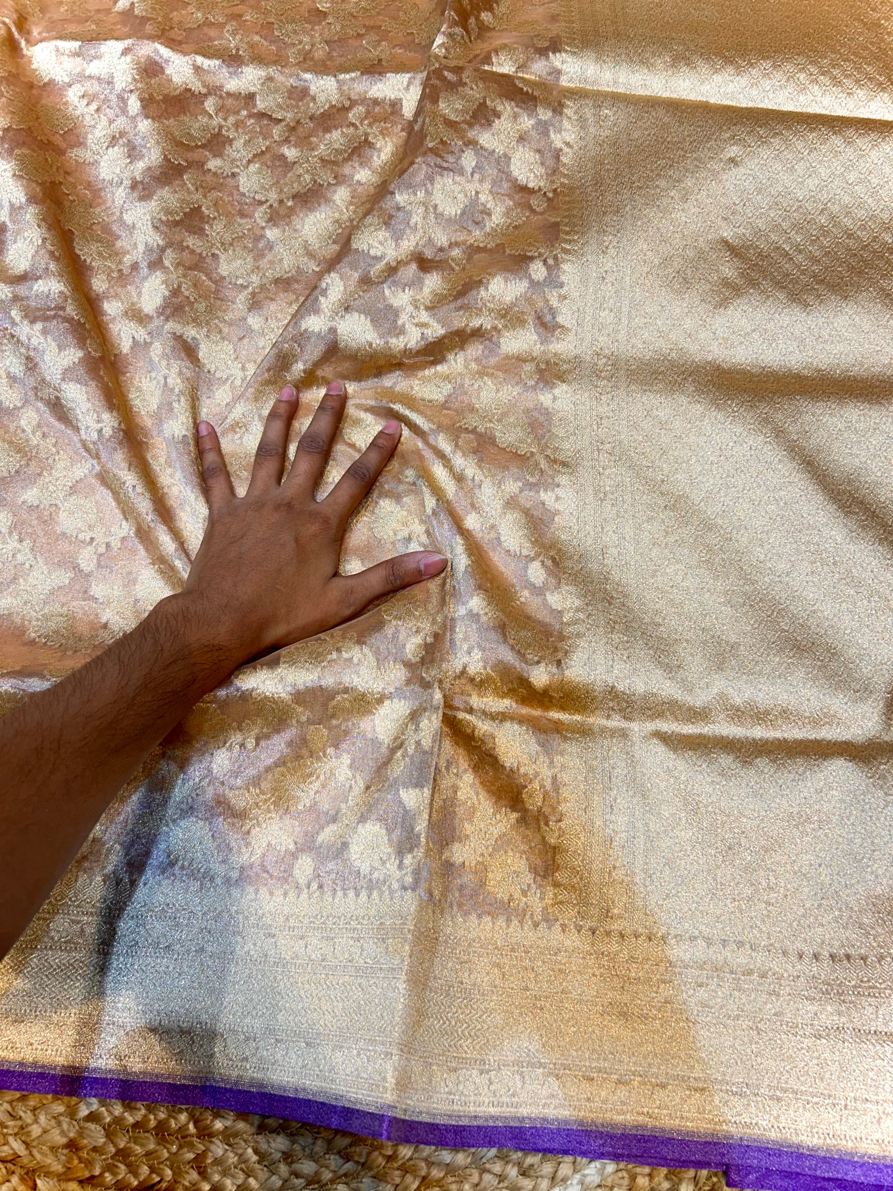 Diamond Gold 100% Pure Tissue Silk Banarasi Partywear Saree