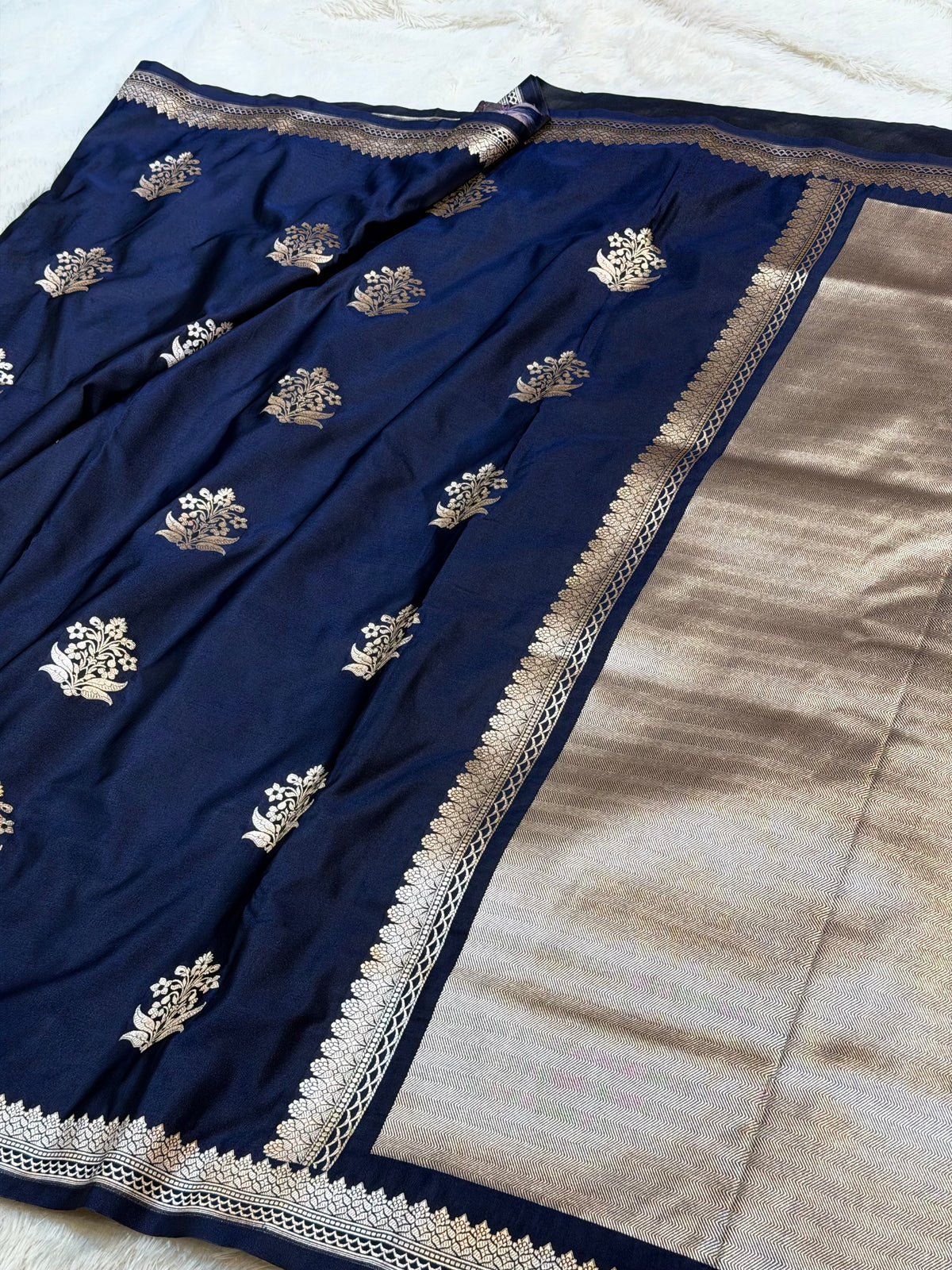 Dark Blue Banarasi Soft Mashru Silk Partywear Saree