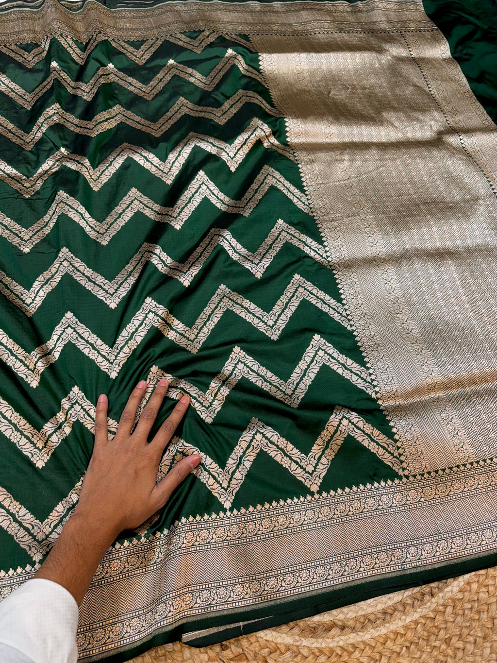 Bottle Green 100% Pure Banarasi Katan Silk Saree