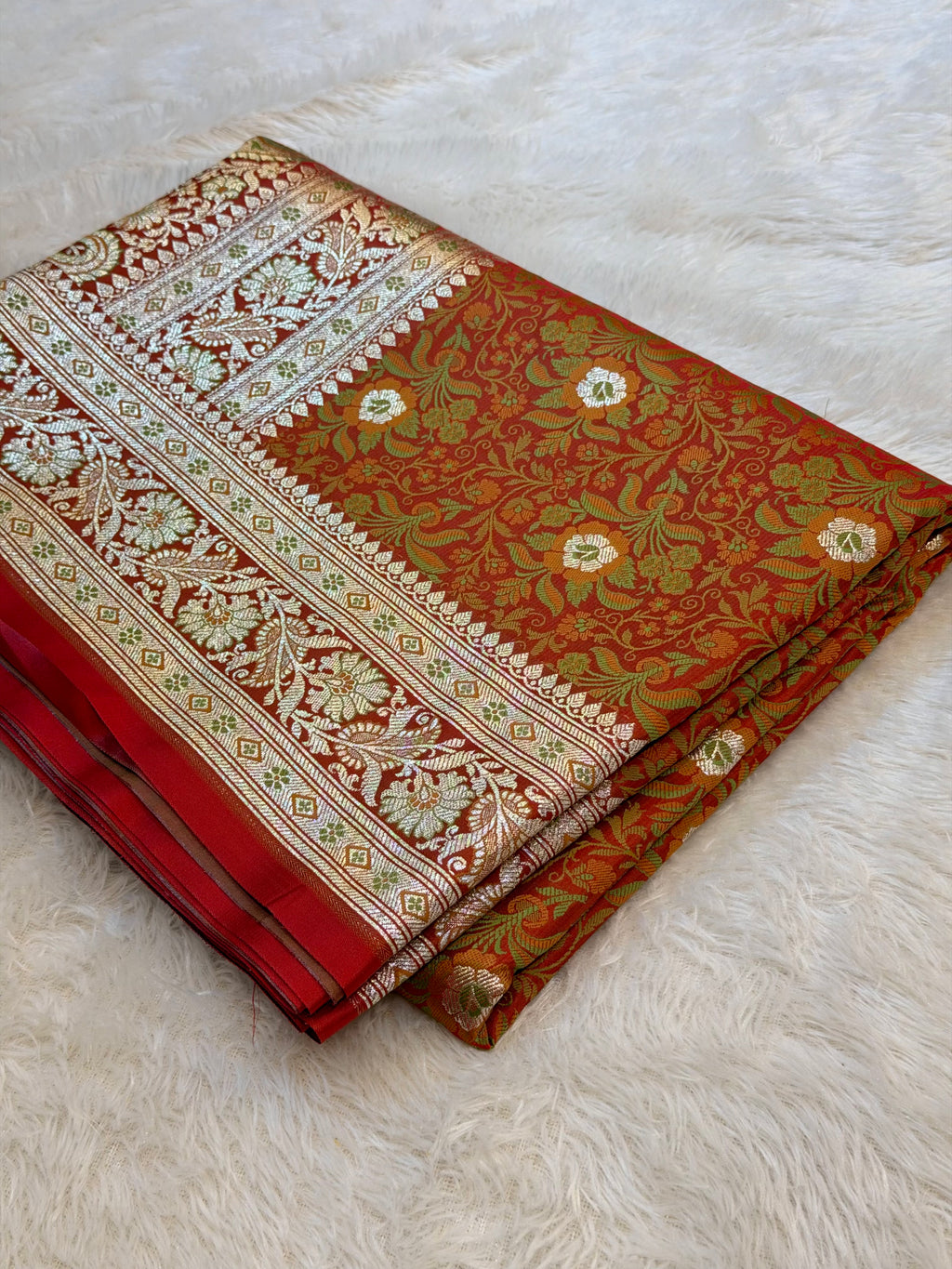 Red Banarasi Soft Mashru Silk Partywear Saree