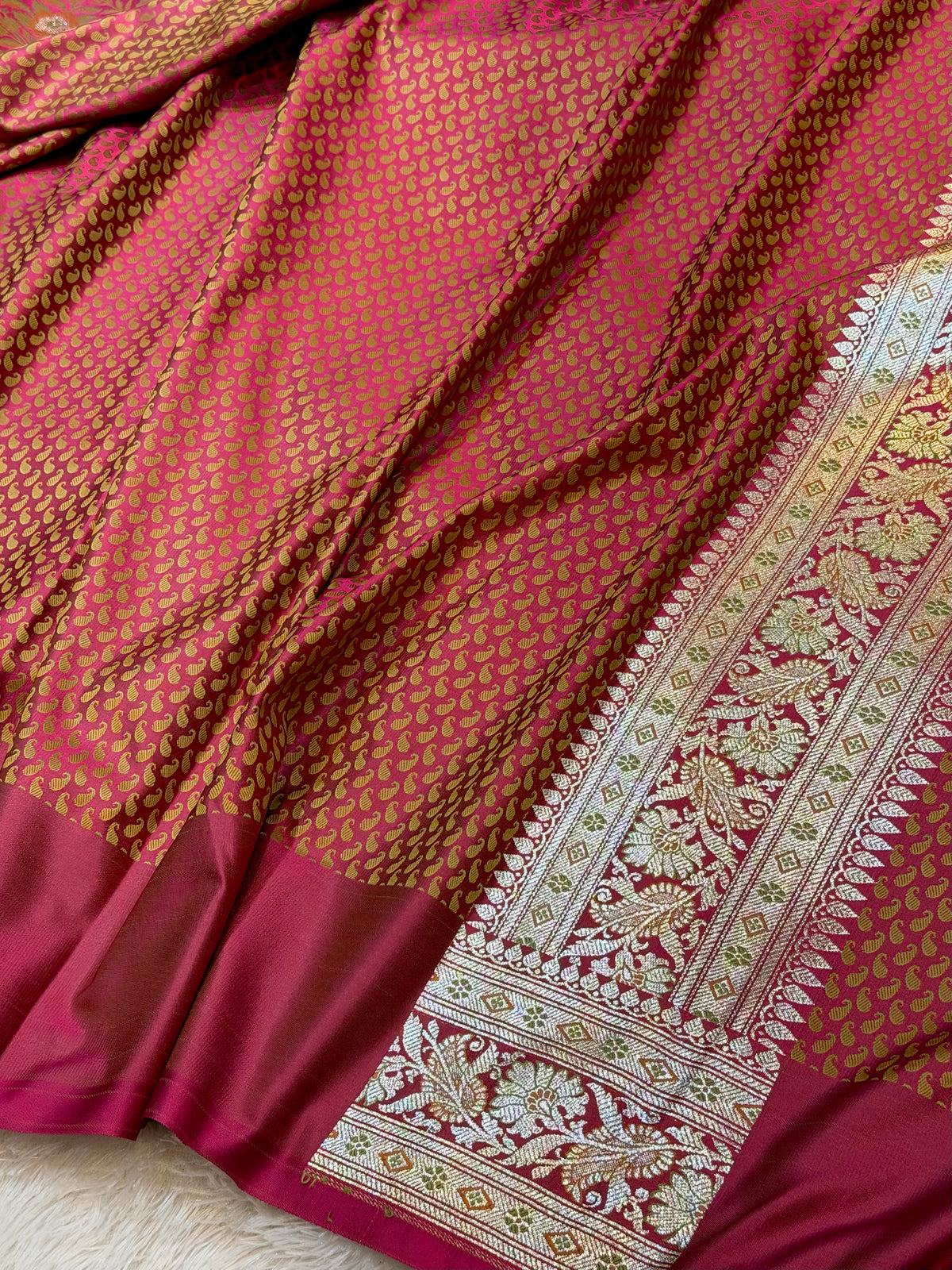 Magenta Pink Banarasi Soft Mashru Silk Partywear Saree