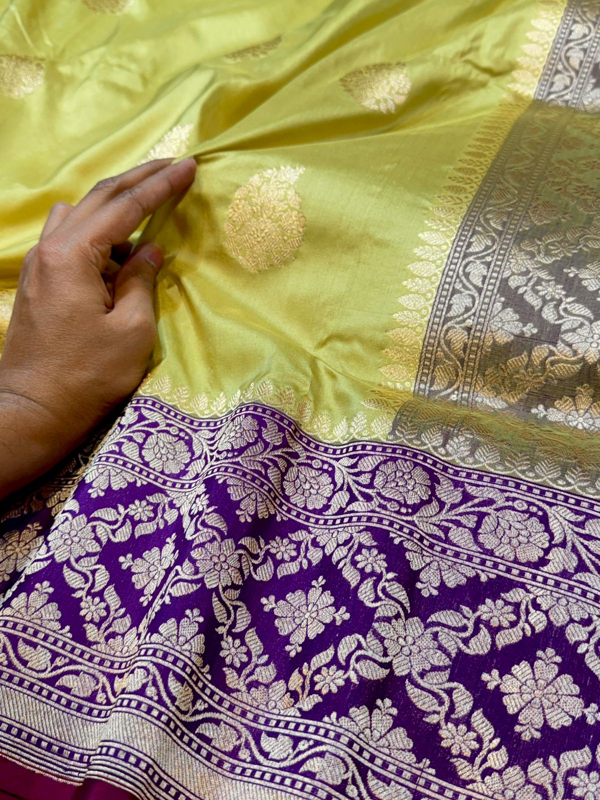 Pure Banaras Katan Silk Handloom Handwoven Pattu Saree