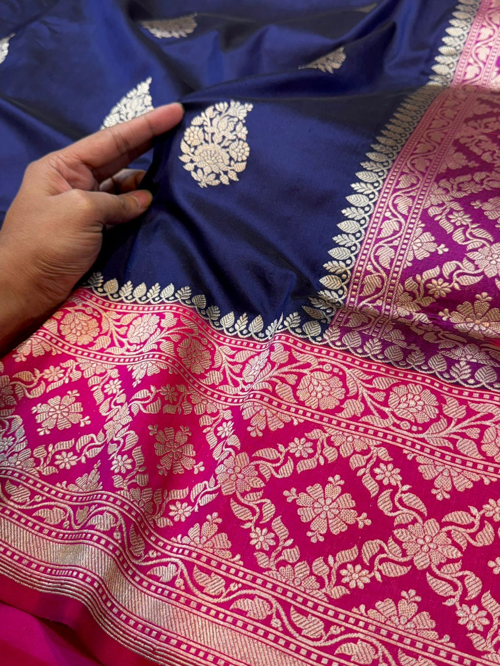 Dark Blue 100% Pure Banaras Katan Silk Handloom Handwoven Pattu Saree