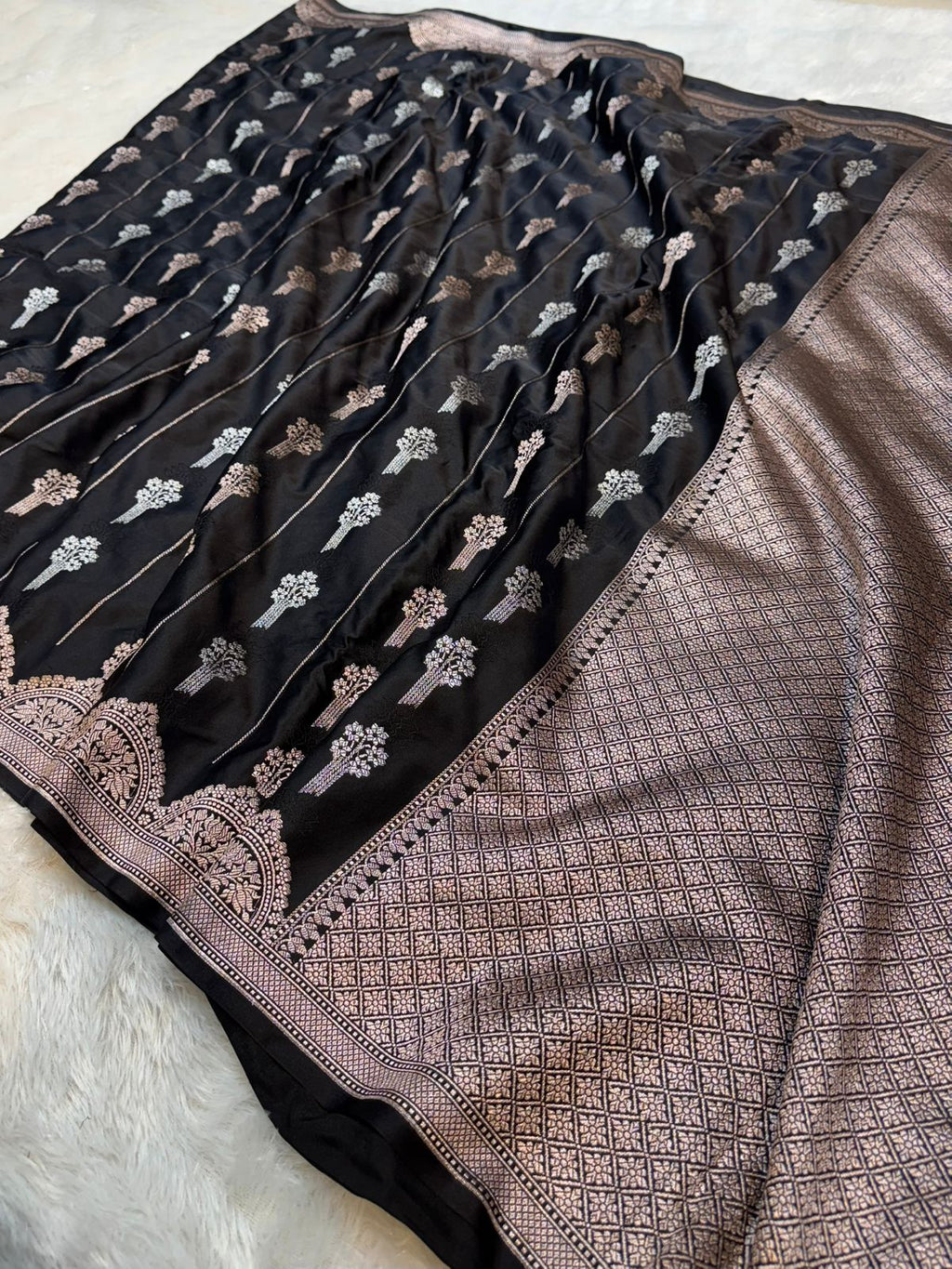 Banarasi Soft Meenakari Mashru Silk Partywear Saree