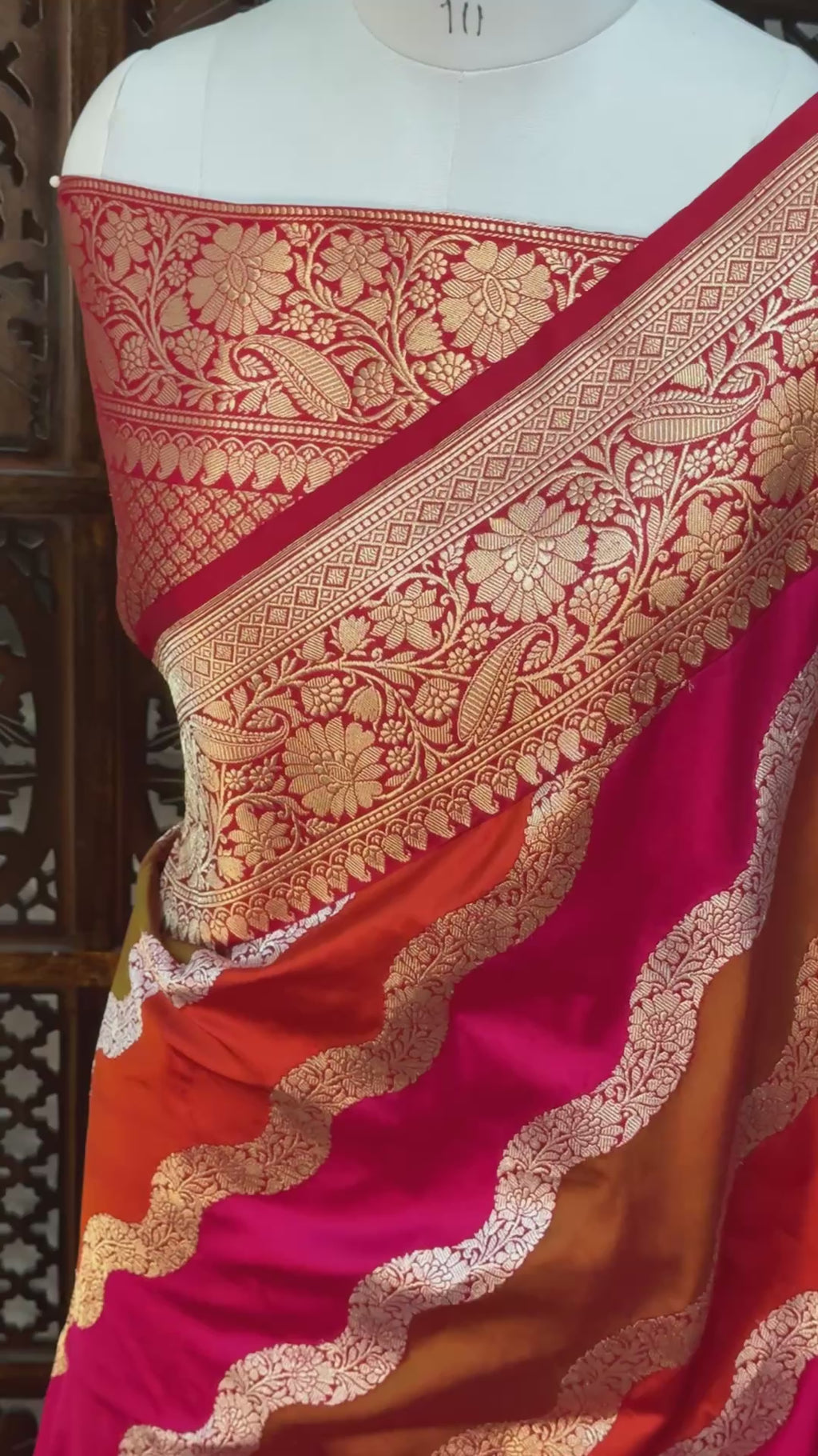Red Pure Banaras Katan Silk Handloom Handwoven Rangkaat Saree